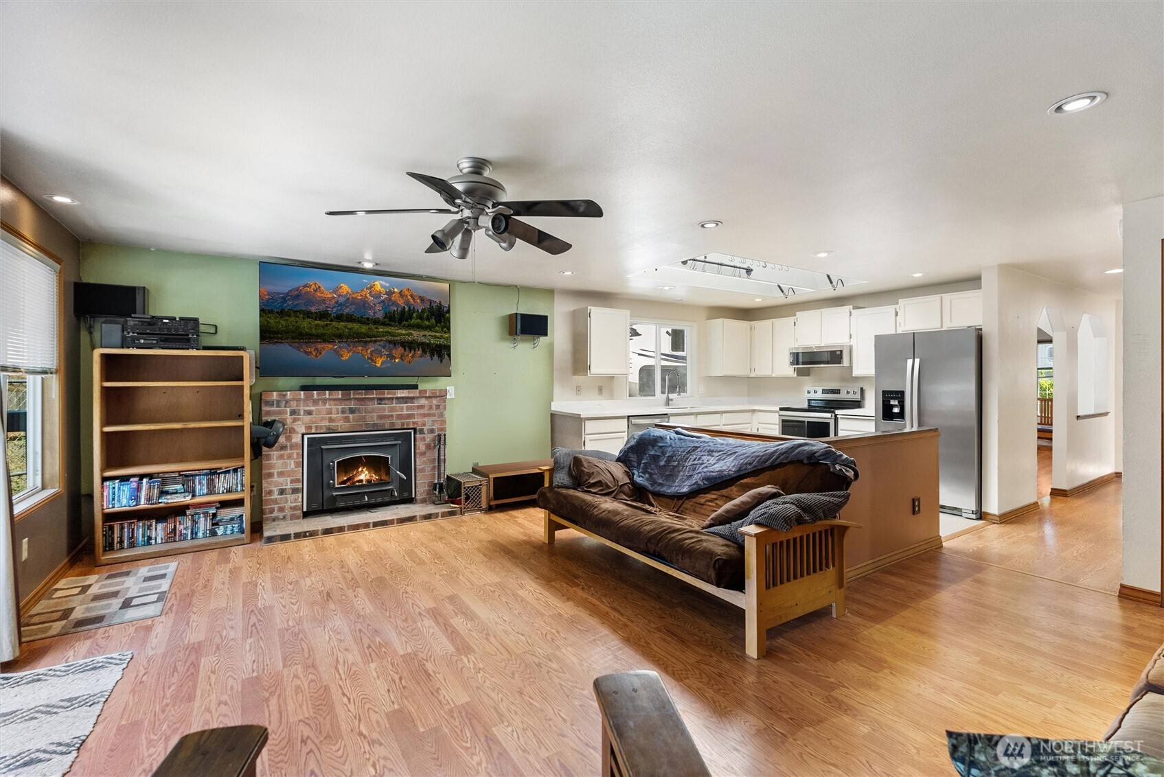 4630 143rd Place Property Photo 14