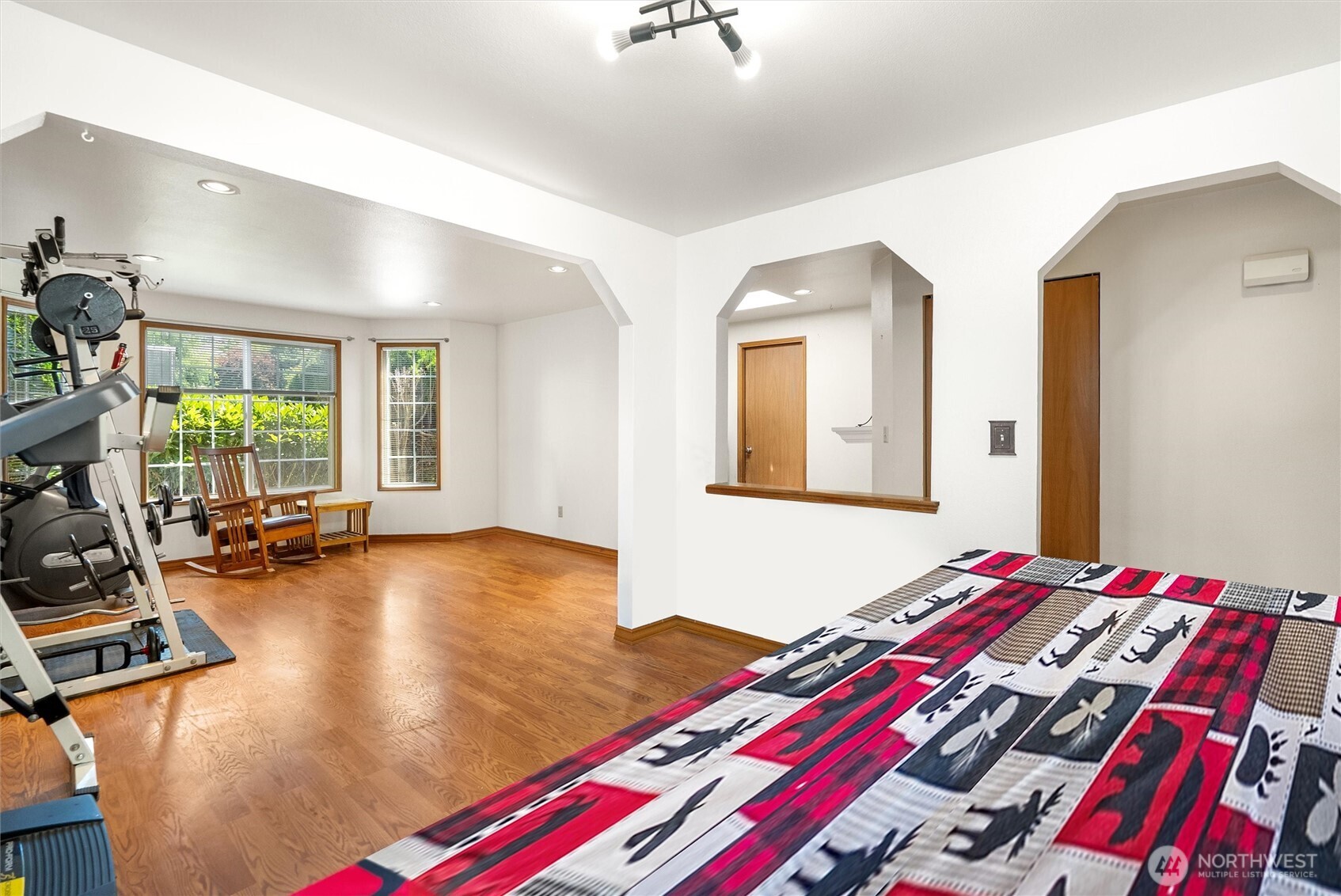 4630 143rd Place Property Photo 17