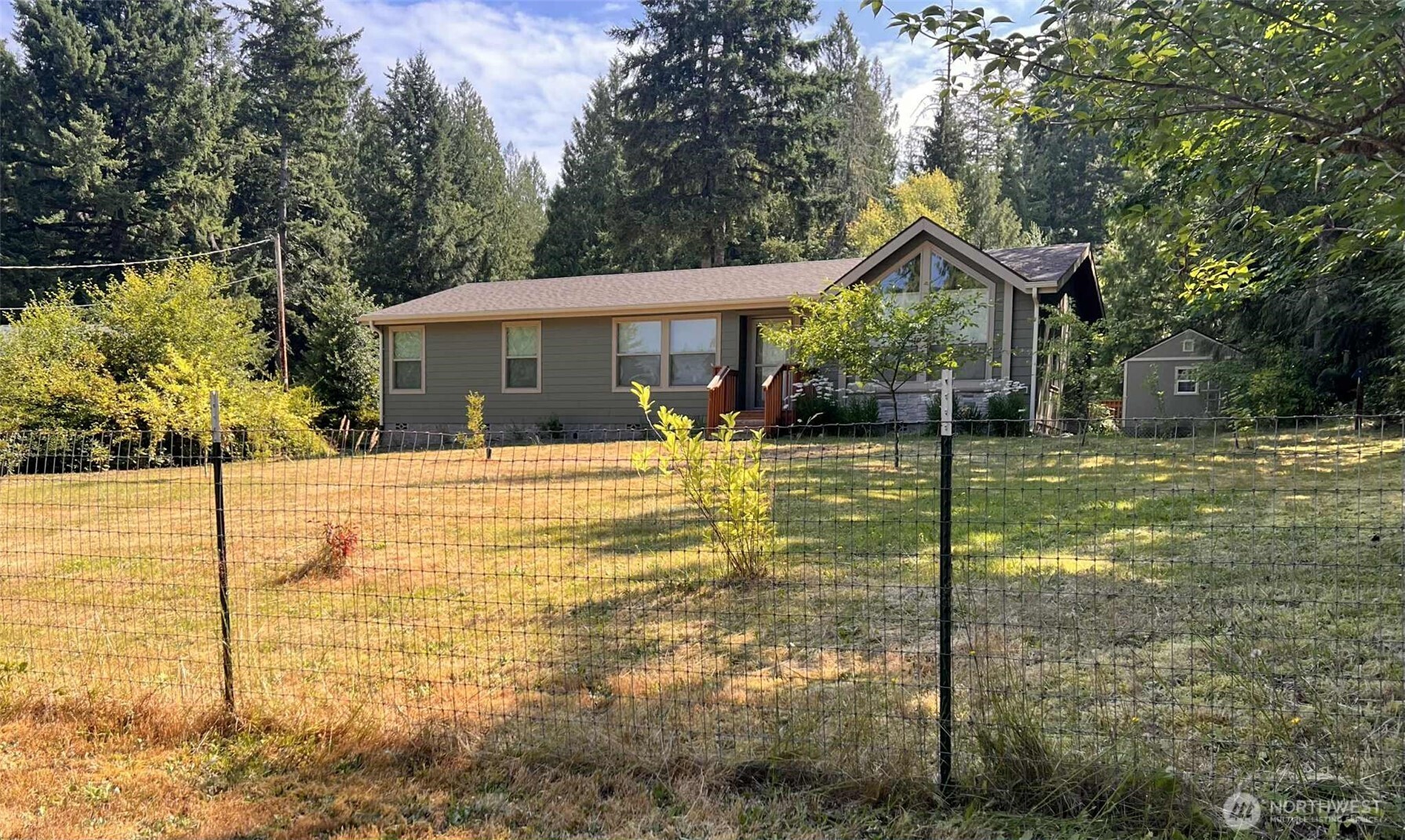 320 E Lake Devereaux Road Property Photo 1