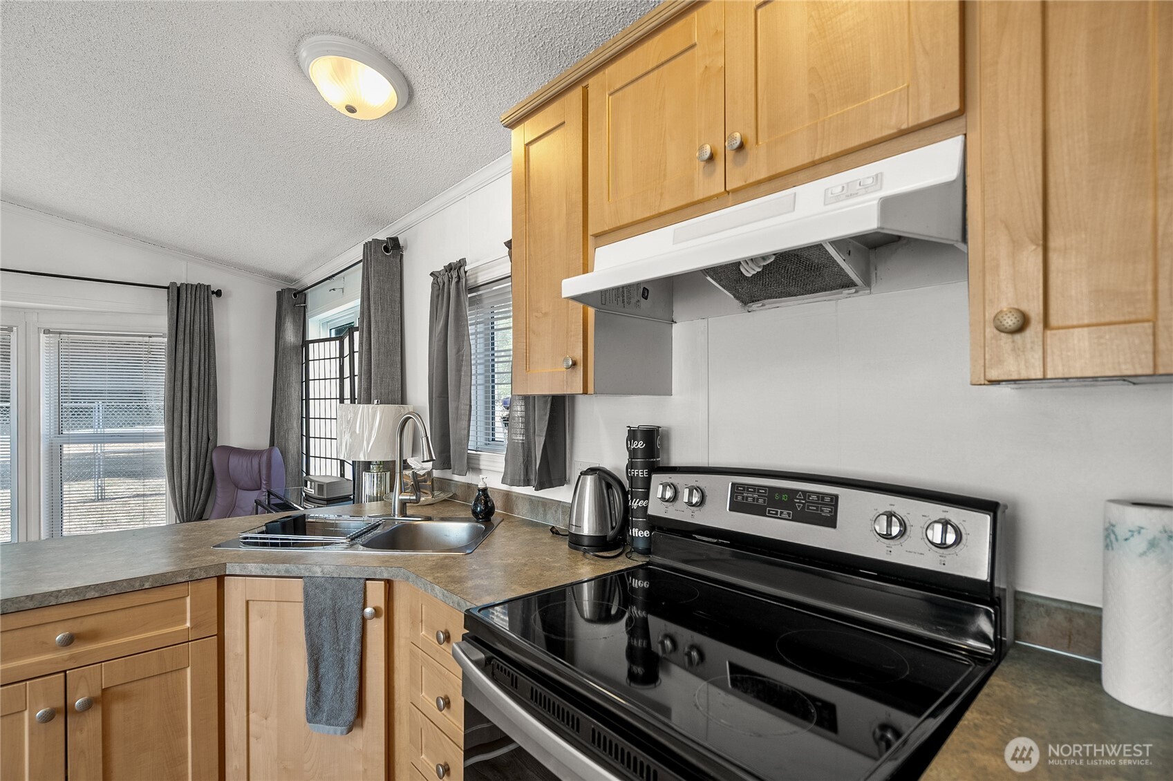 32 S Duquesne Avenue Property Photo 5