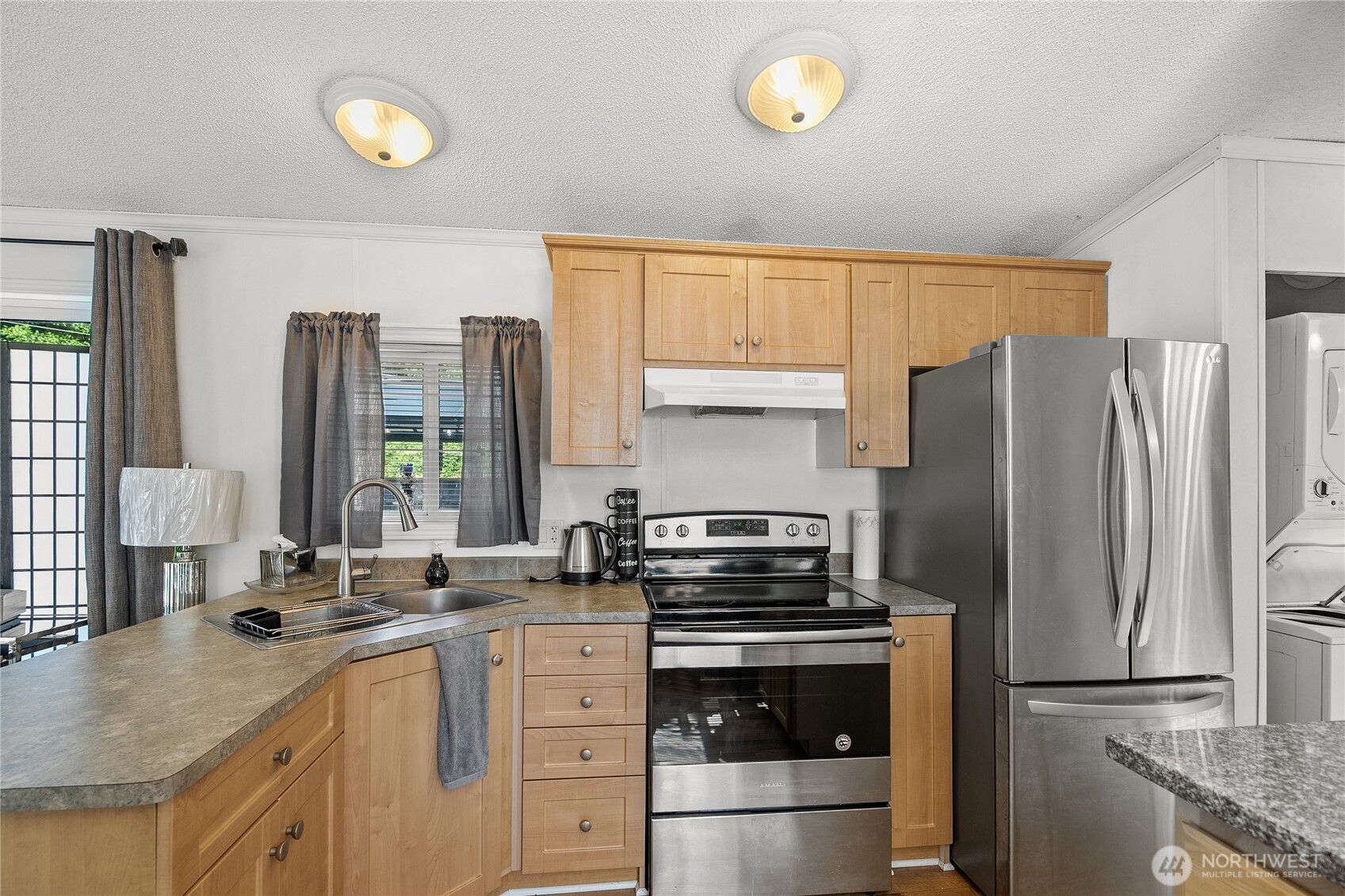 32 S Duquesne Avenue Property Photo 7