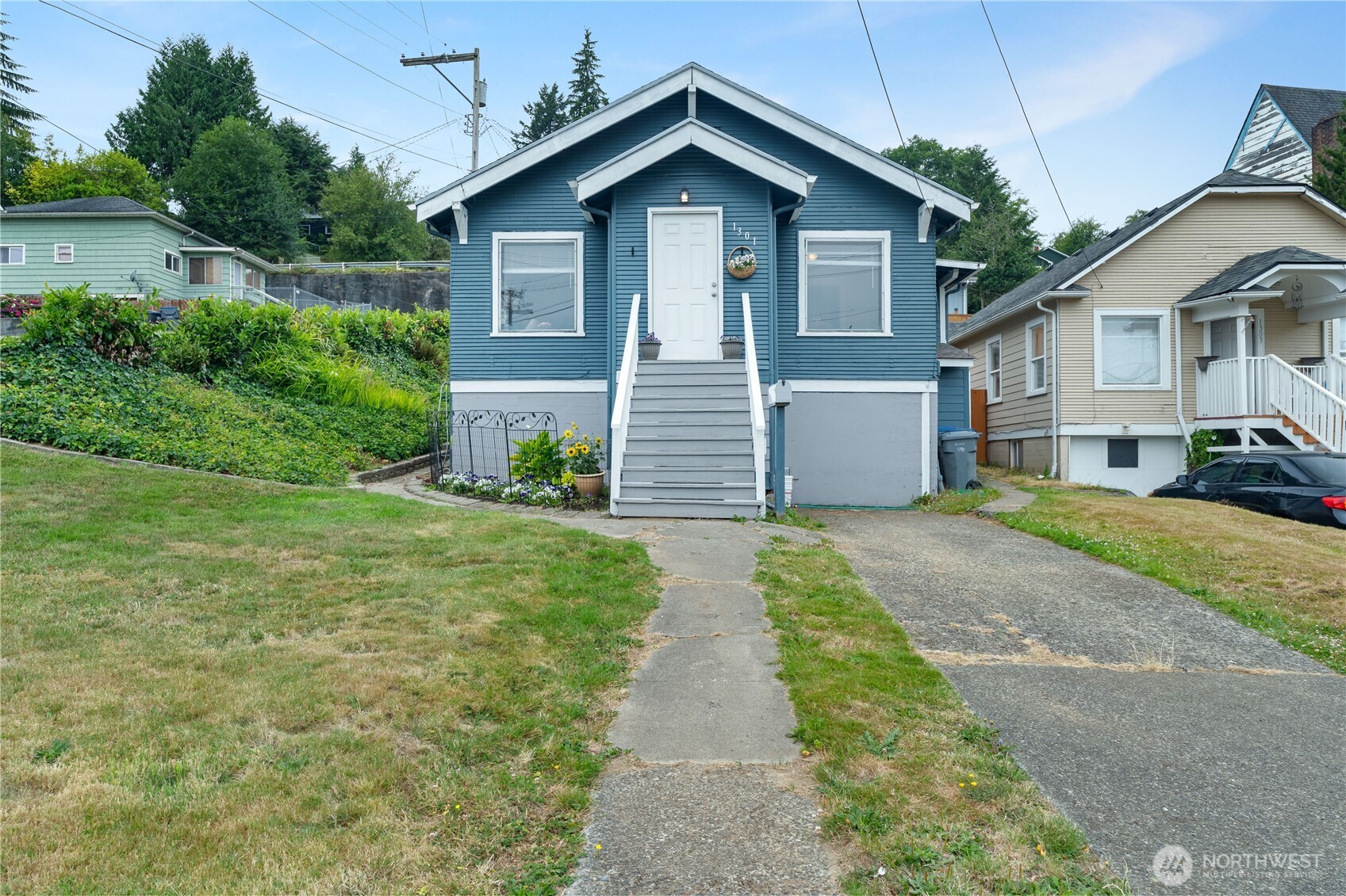 1301 N B Street Property Photo 1