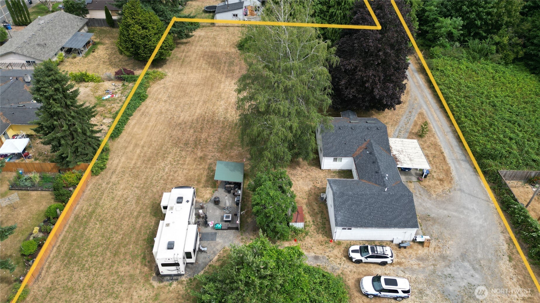 301 Dennis Street Property Photo 1
