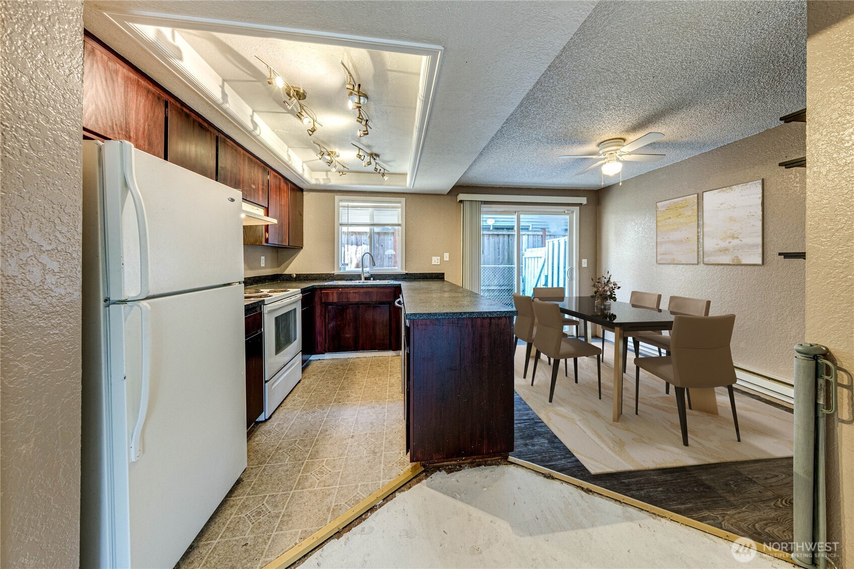 1515 W Casino Road E2 Property Photo 6