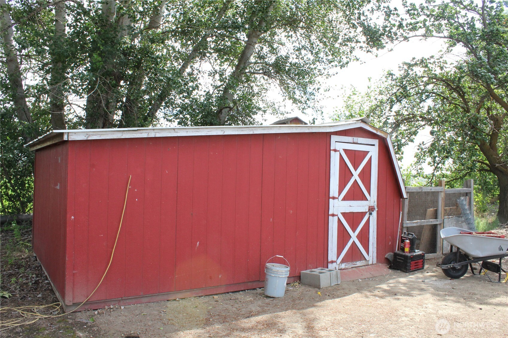 5788 Ne Road K Property Photo 14