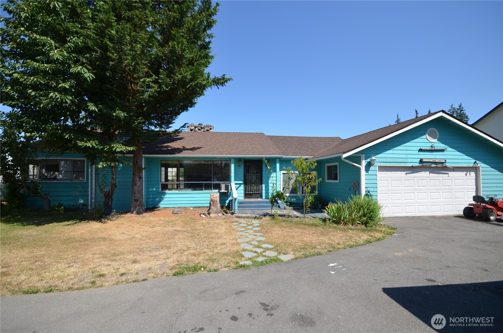 124 167th Place Property Photo 1