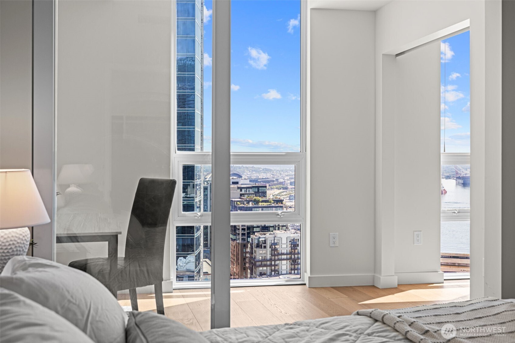 121 Stewart Street 2204 Property Photo 15