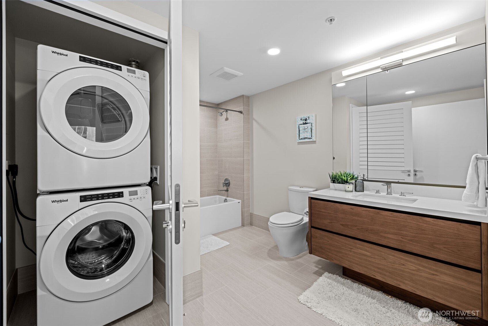 121 Stewart Street 2204 Property Photo 18