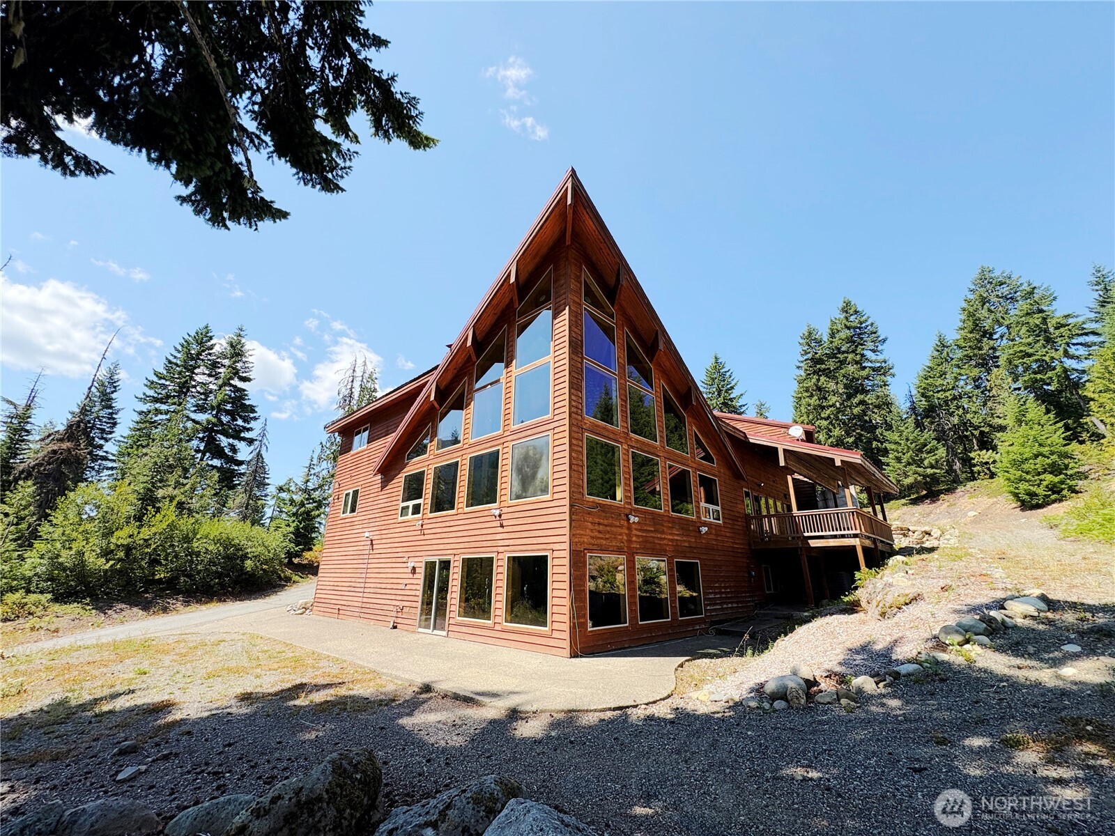 3311 Kachess Lake Road Property Photo 2