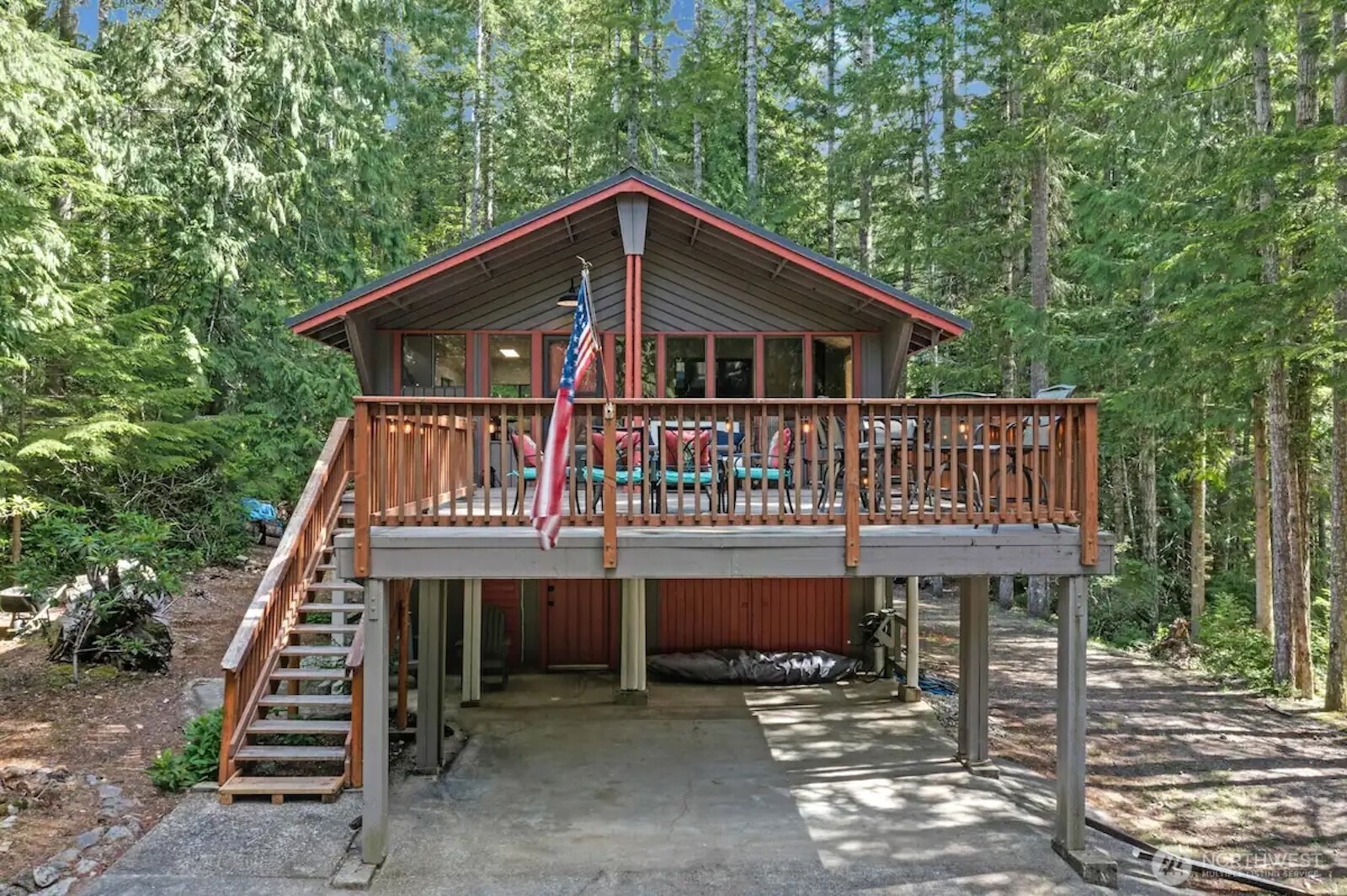 31 N Deer Lane Property Photo 1