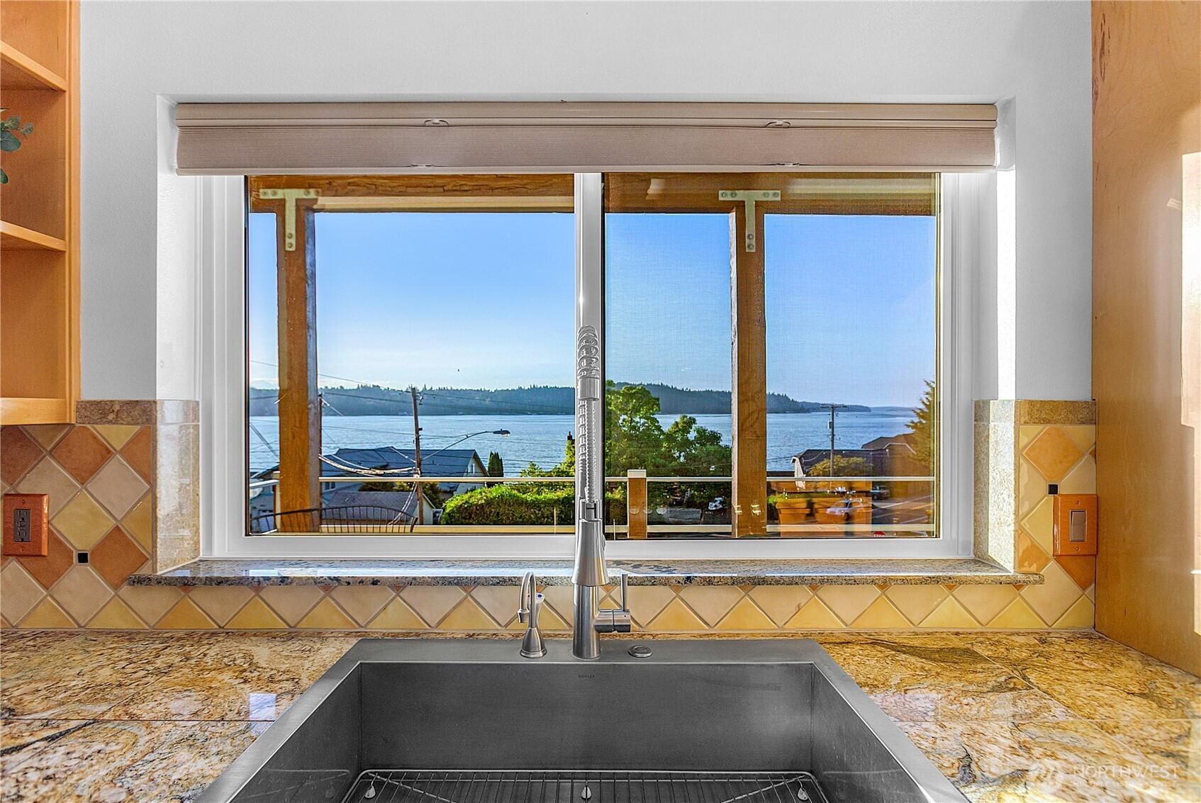 3643 Beach Drive Property Photo 14