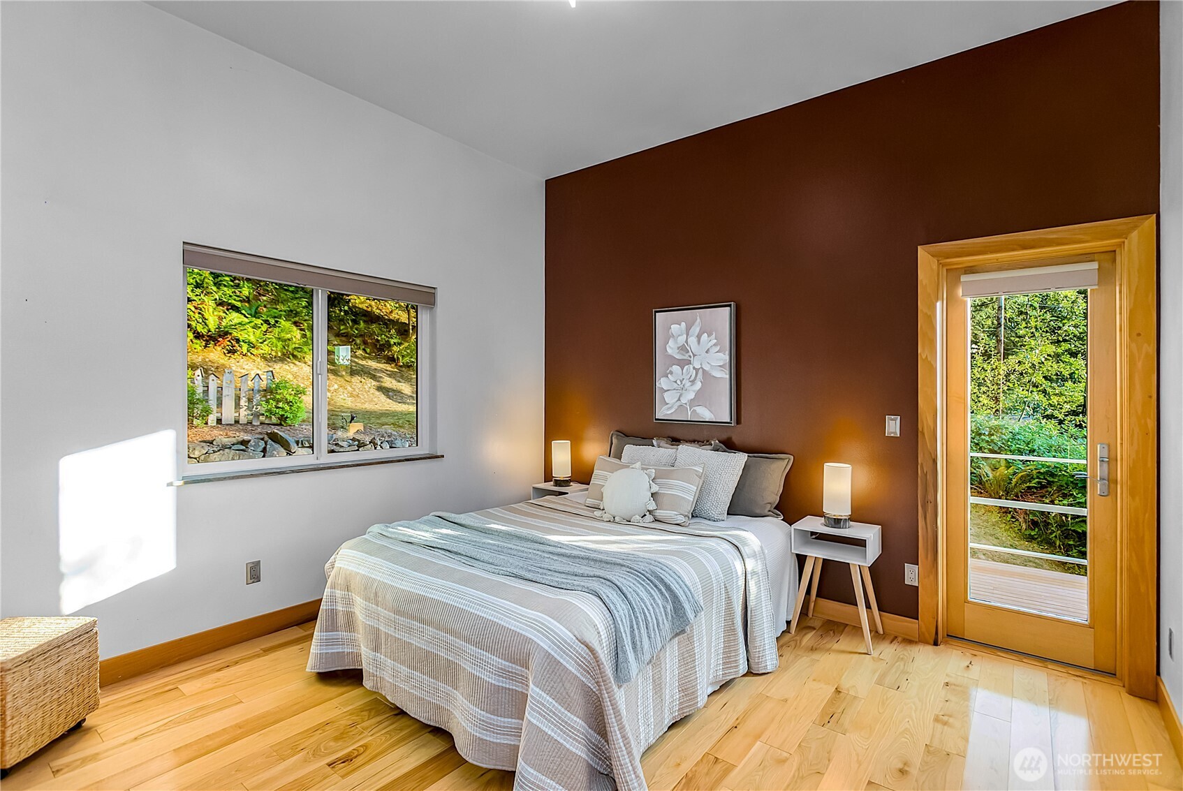 3643 Beach Drive Property Photo 17