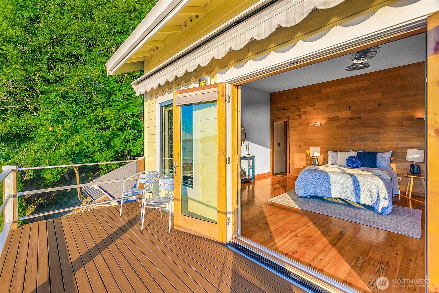 3643 Beach Drive Property Photo 21