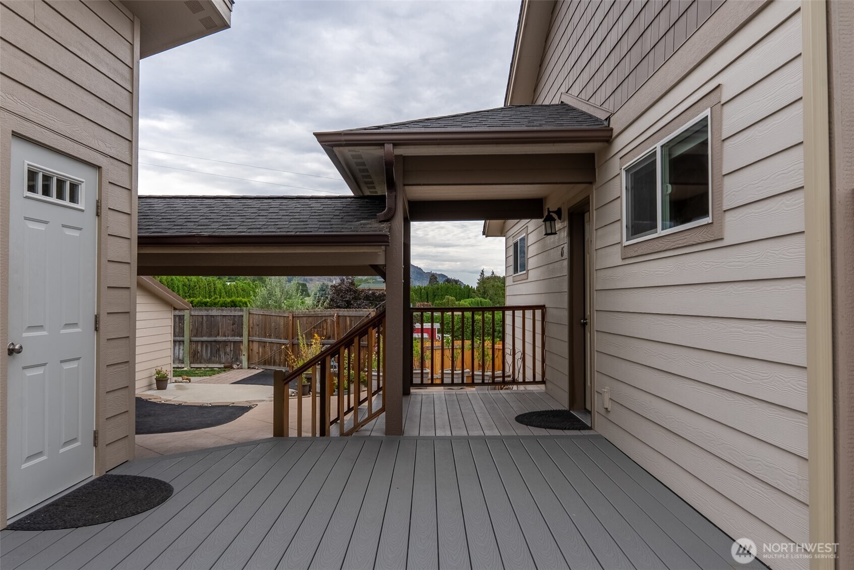 65 Eastlake Road B Property Photo 7