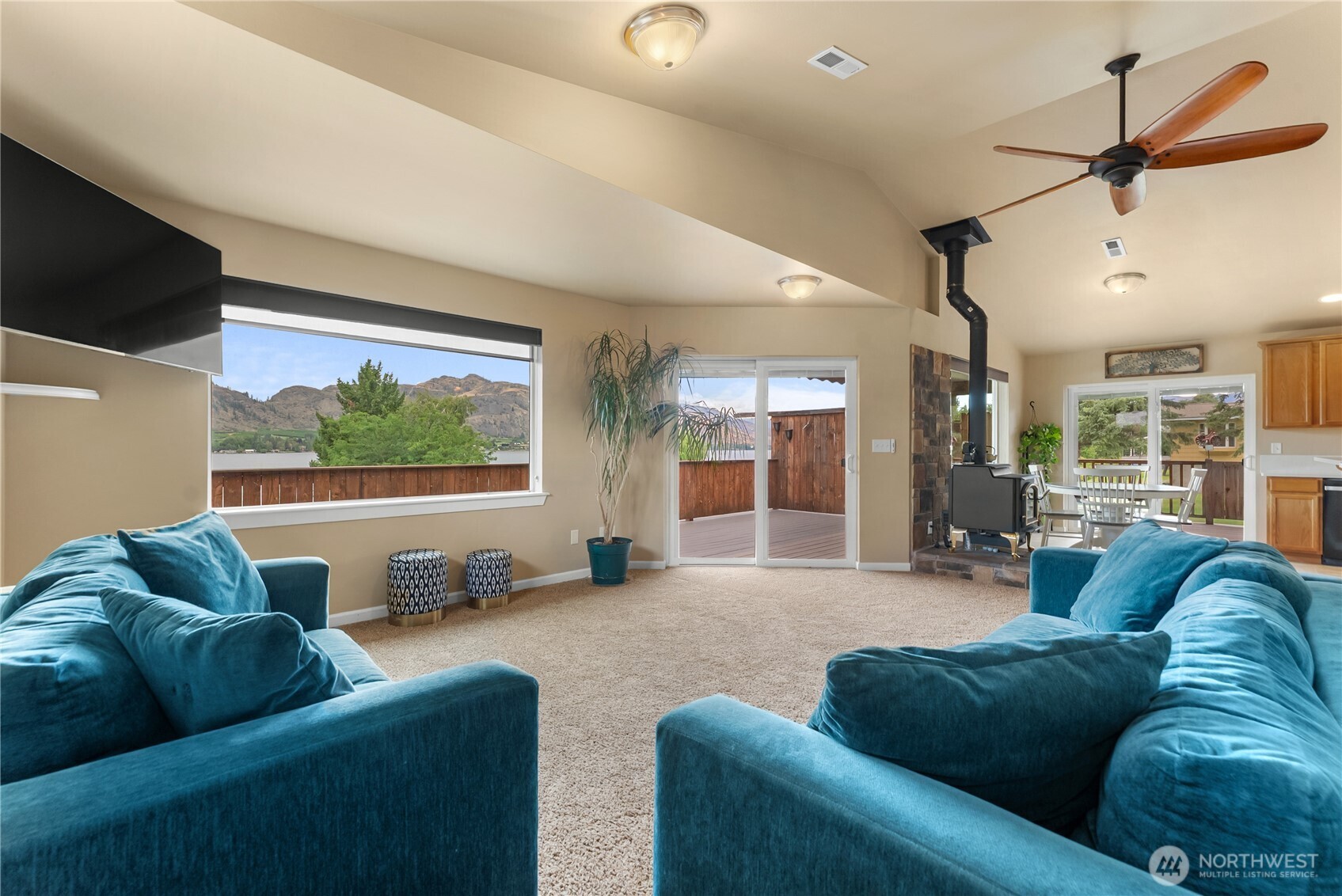 65 Eastlake Road B Property Photo 14