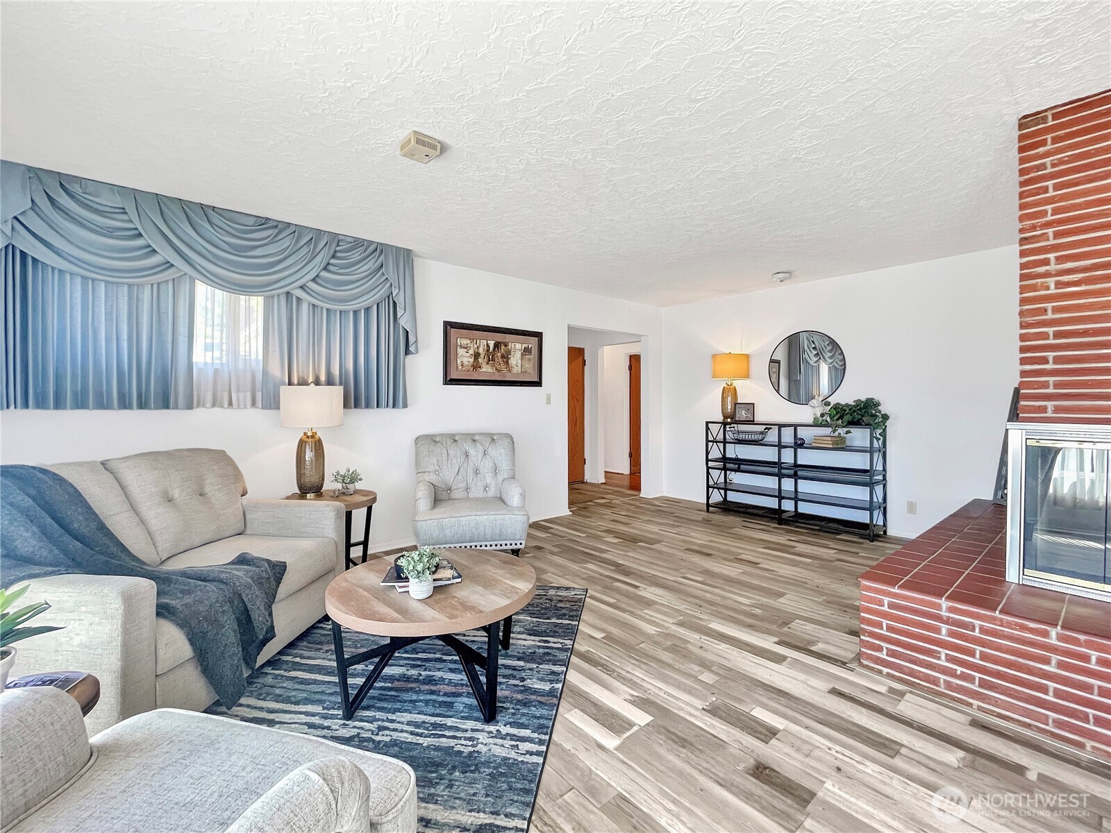 2116 Cascade Way Property Photo 3