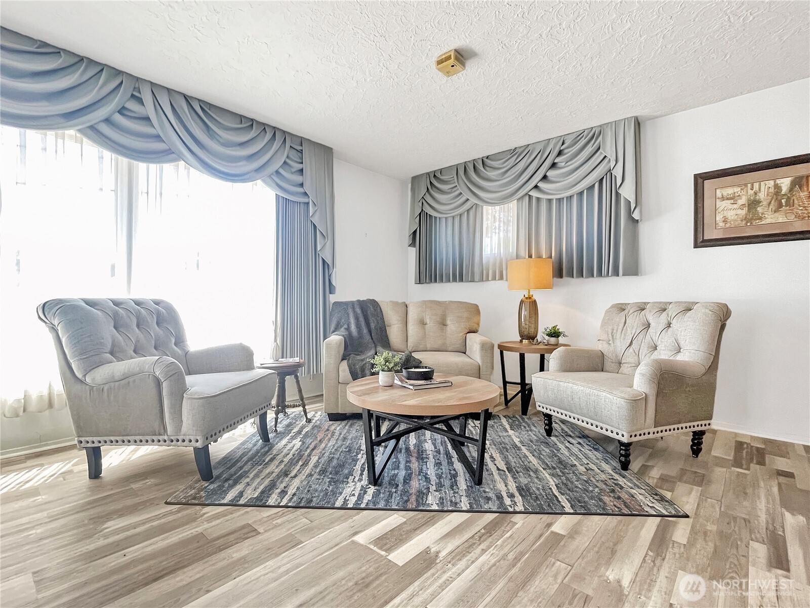 2116 Cascade Way Property Photo 4