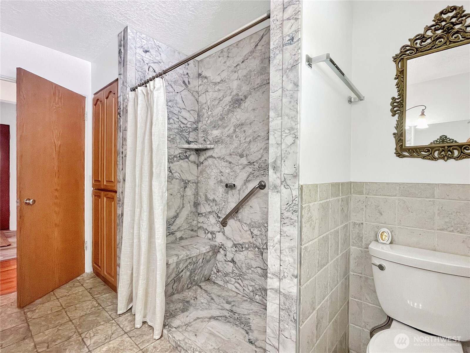 2116 Cascade Way Property Photo 12