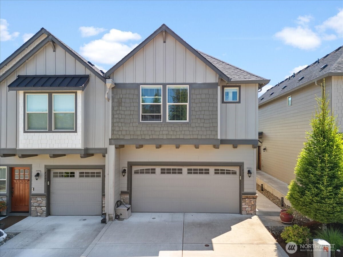 4305 NW Sage Loop