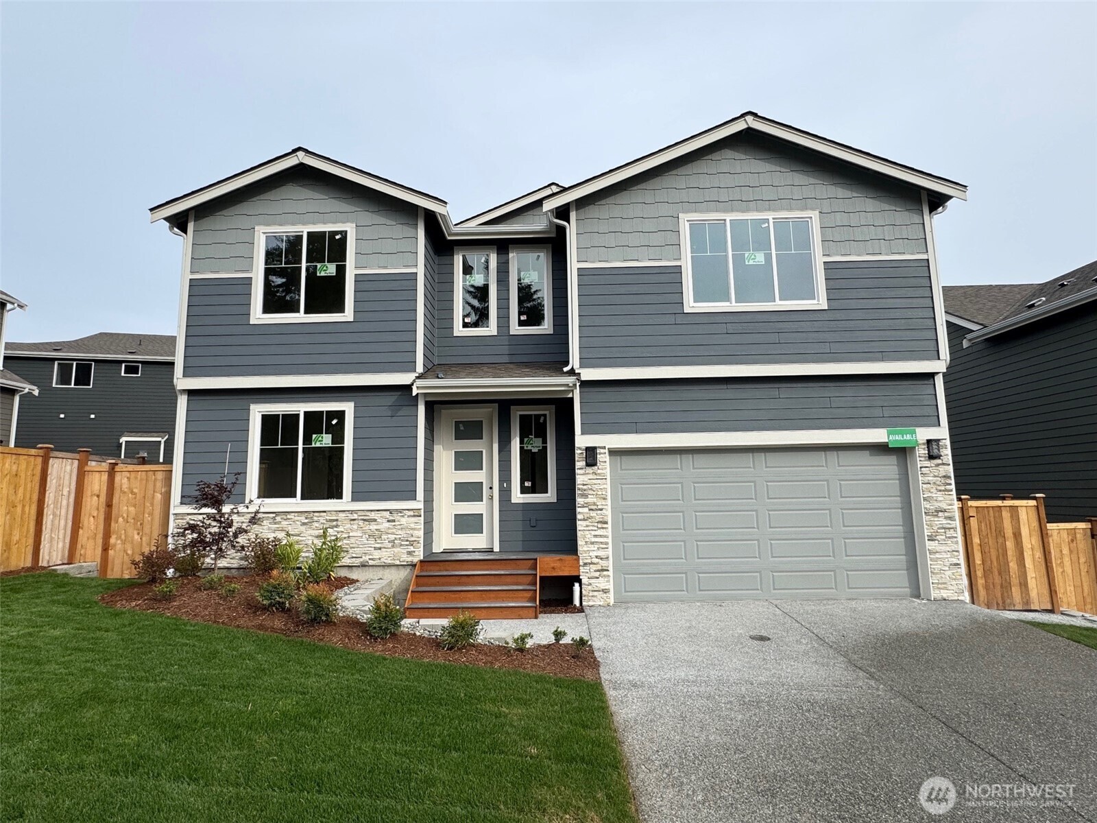 565 Sw Fairway Drive Property Photo 1