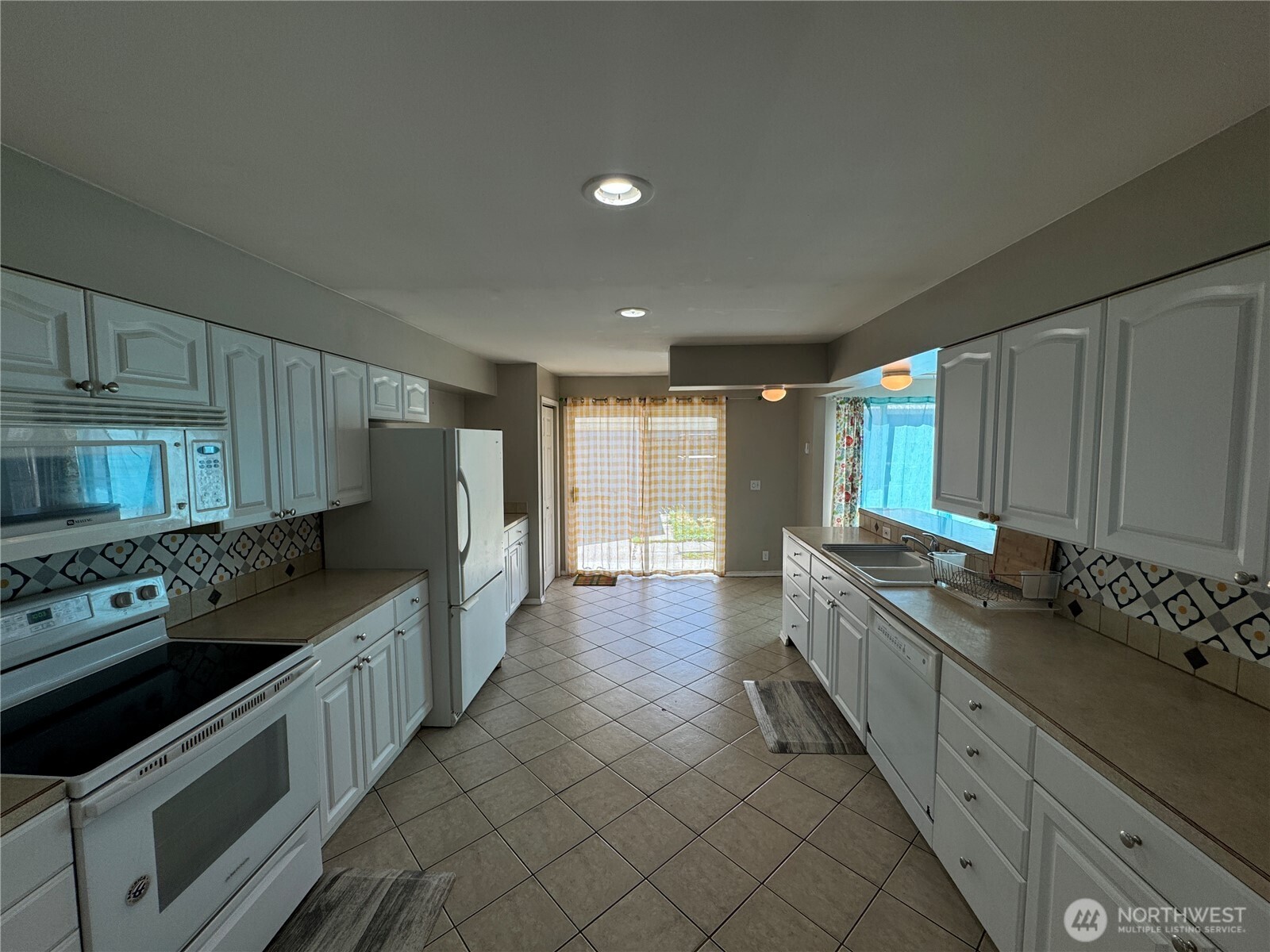 1513 Ironwood Street Property Photo 6