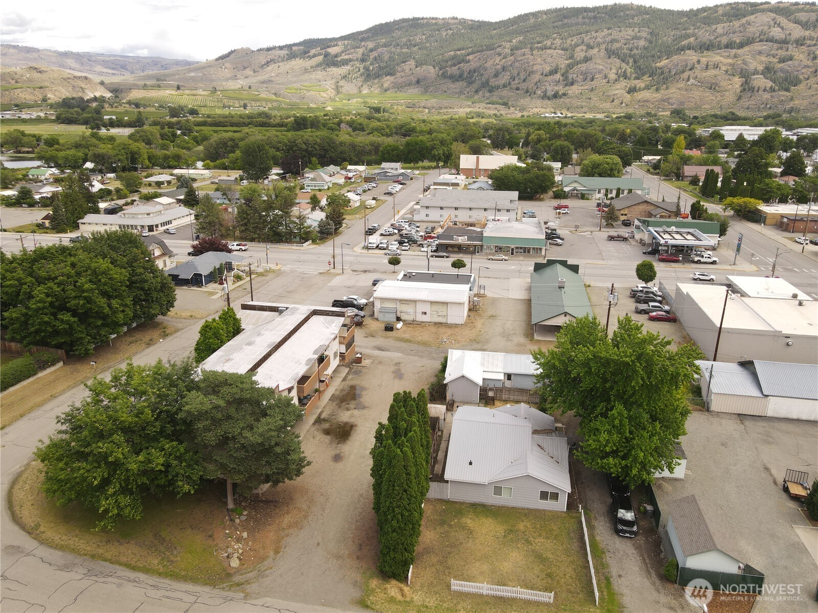 1513 Ironwood Street Property Photo 27