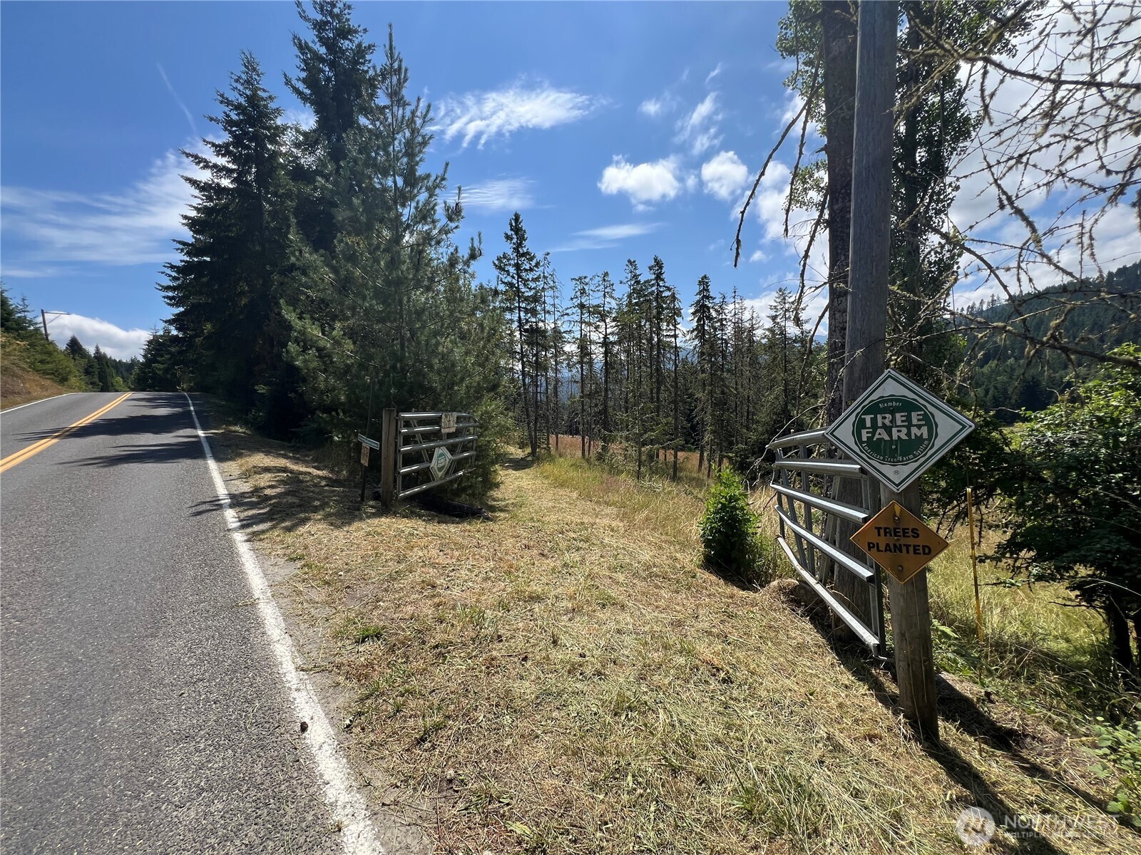 352 X Lost Mountain Road Property Photo 1