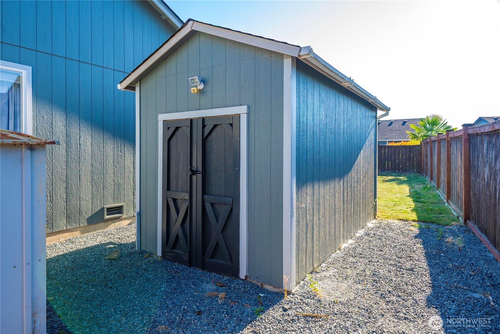 215 Orting Avenue Property Photo 24