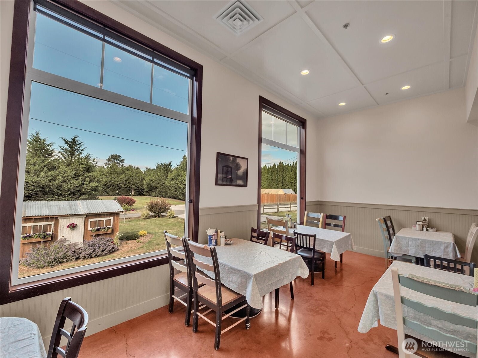 1421 Pioneer Highway Property Photo 11