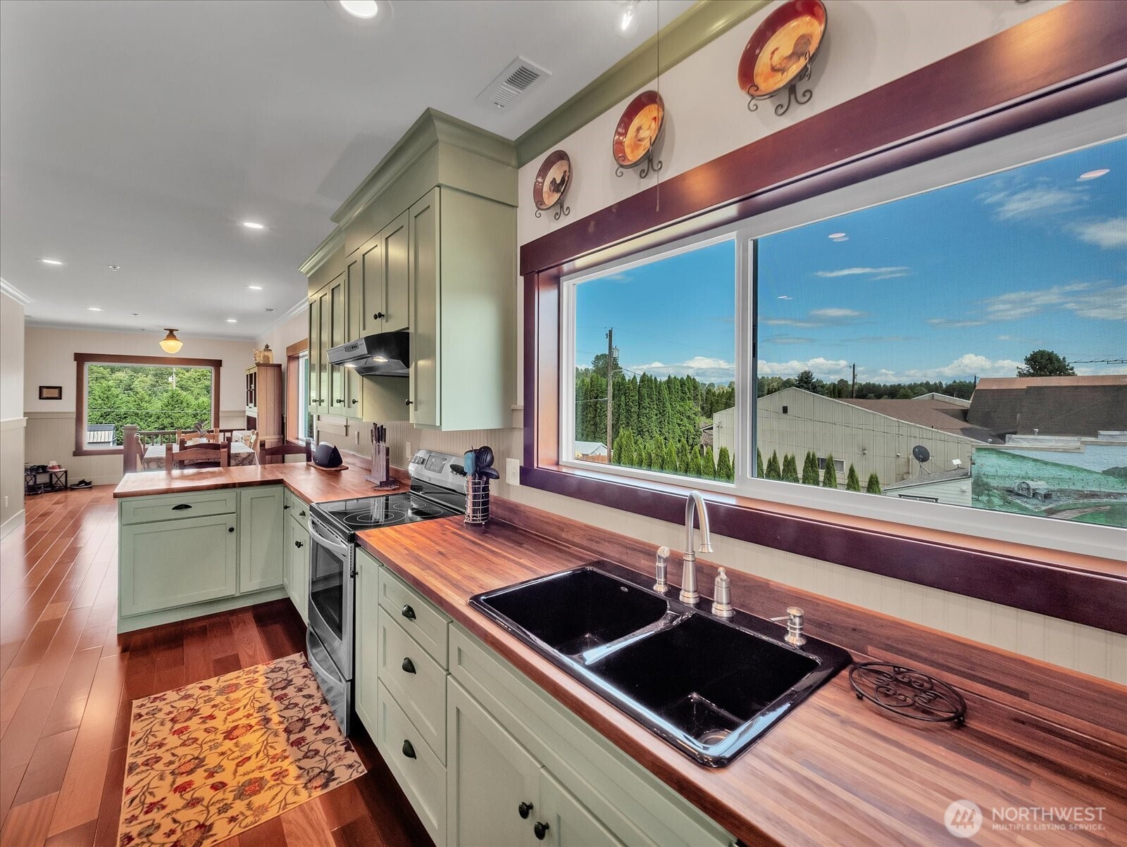 1421 Pioneer Highway Property Photo 25