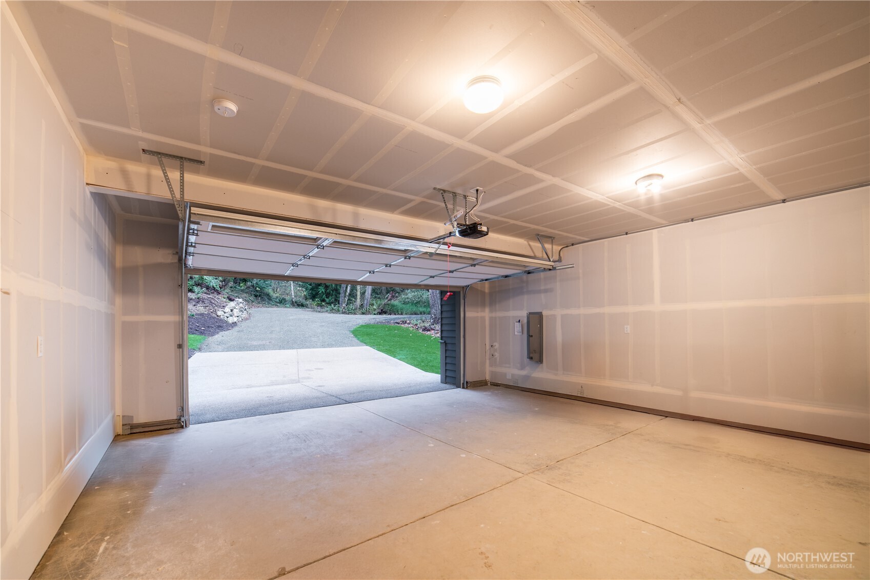 6981 Lakewood Park Lane Property Photo 23