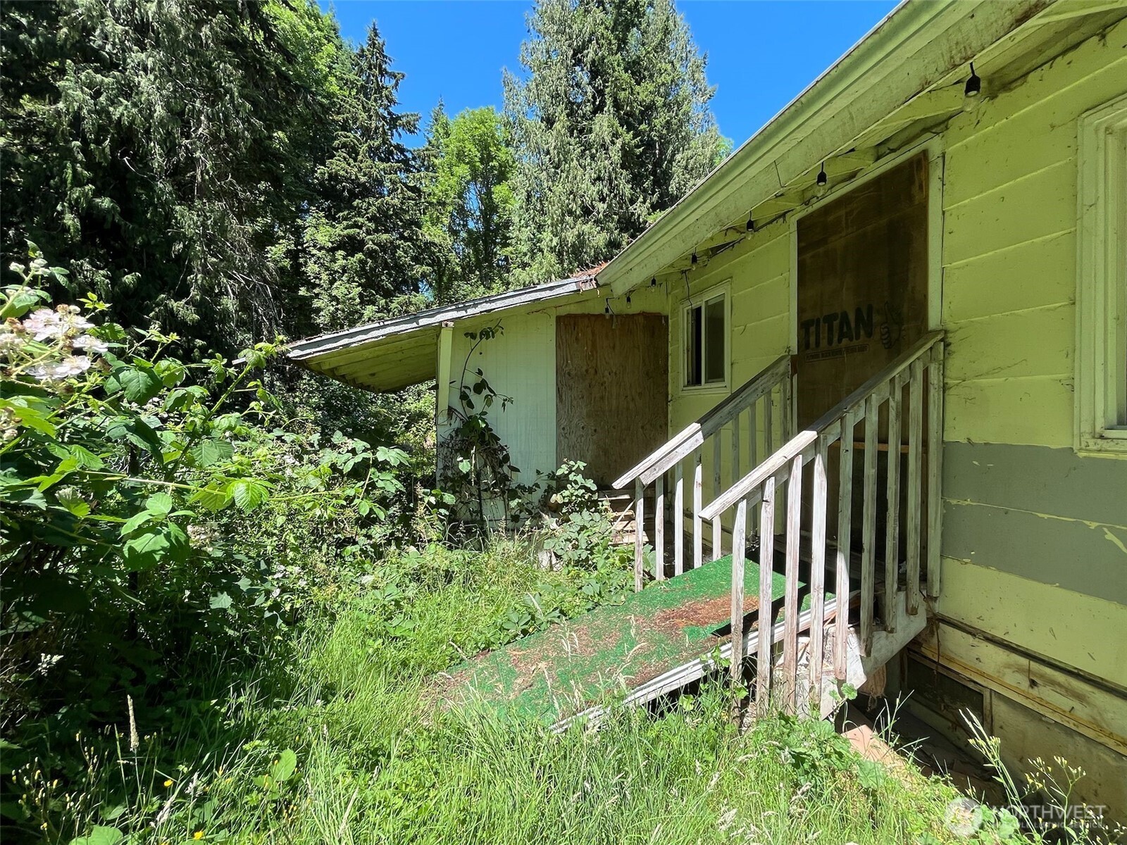 18645 Se Dynamite Drive Property Photo 1