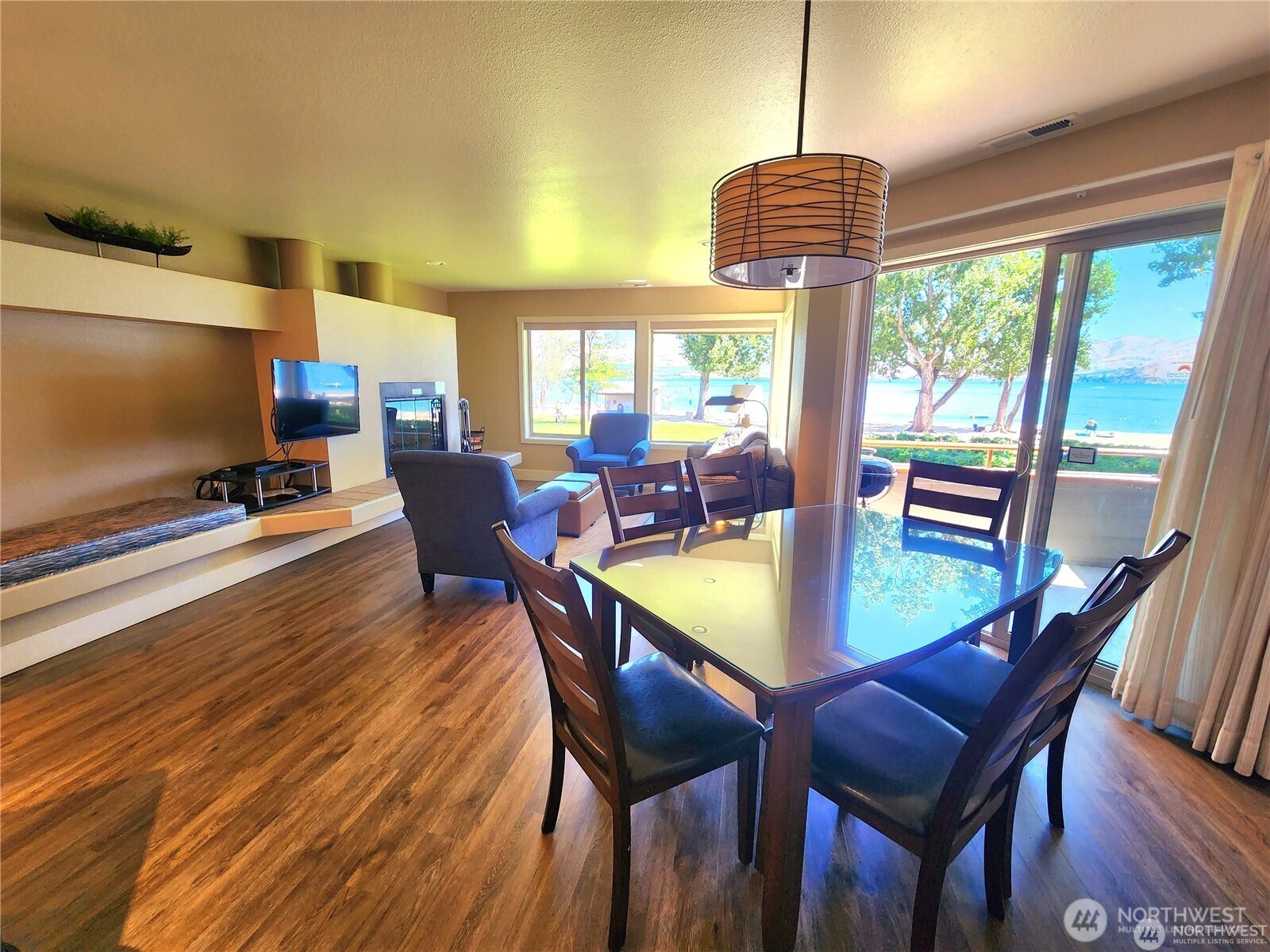 1 Beach 540-o Property Photo 9