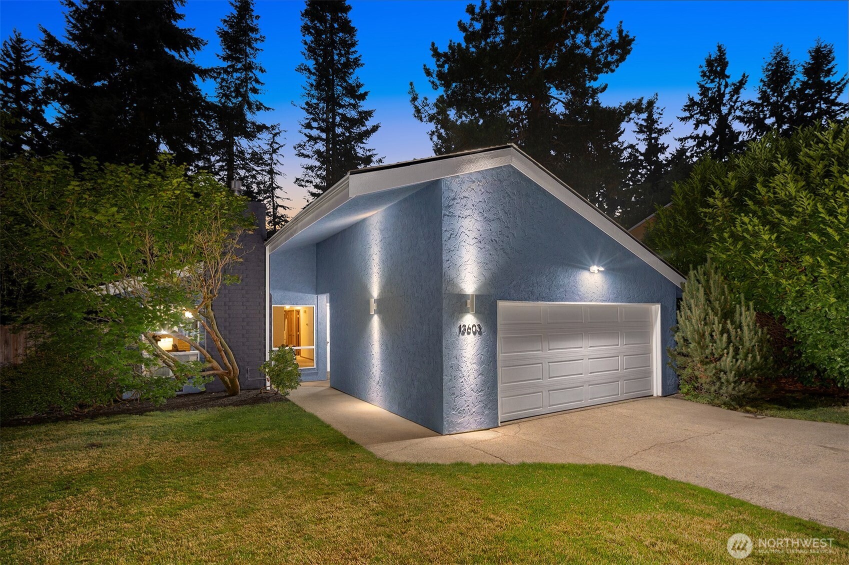 13603 88th Place Property Photo 1