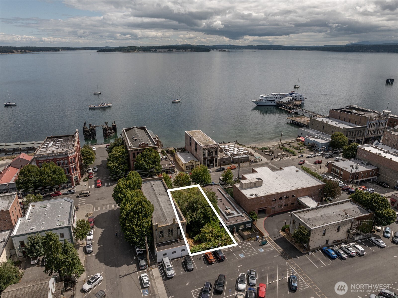 7 Xxx Water Street Property Photo 1