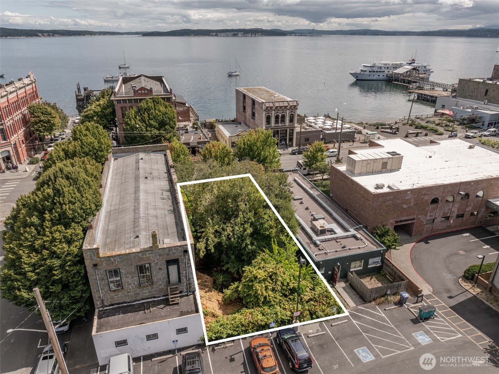 7 Xxx Water Street Property Photo 10