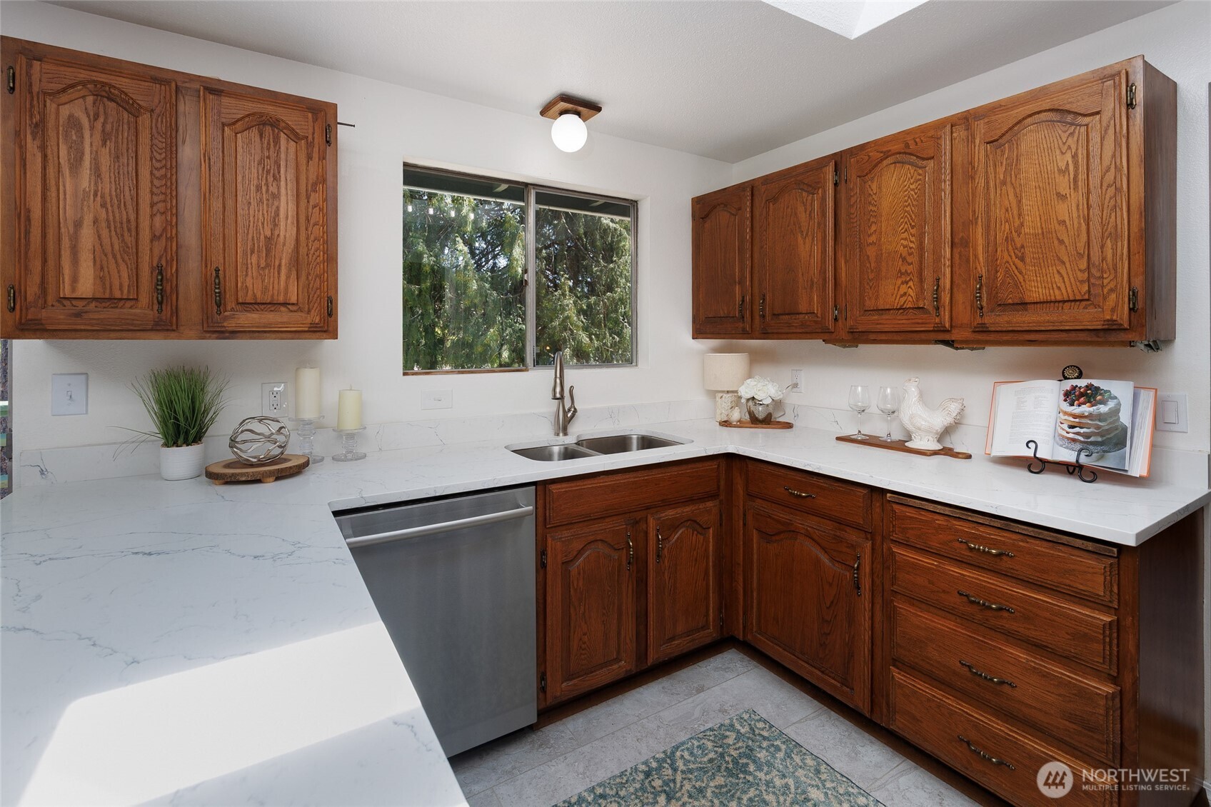 12822 Ne 68th Street Property Photo 7