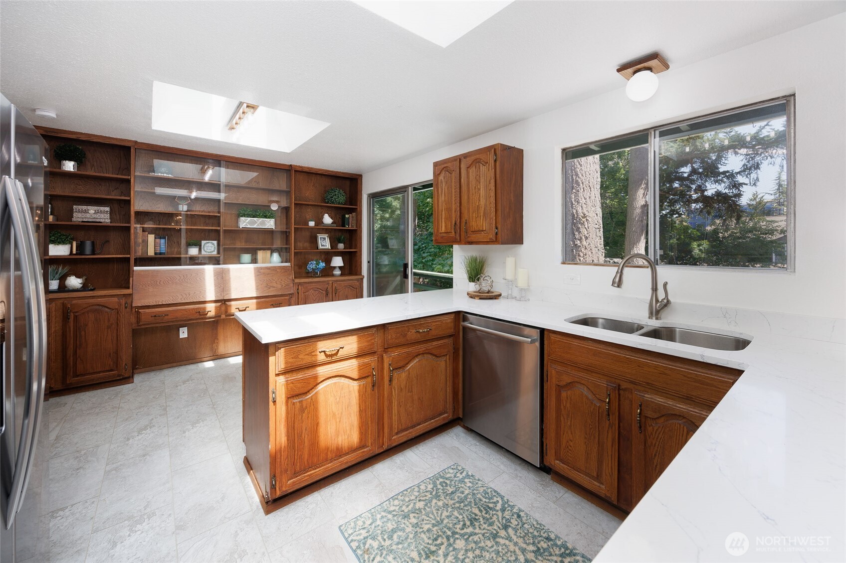 12822 Ne 68th Street Property Photo 8