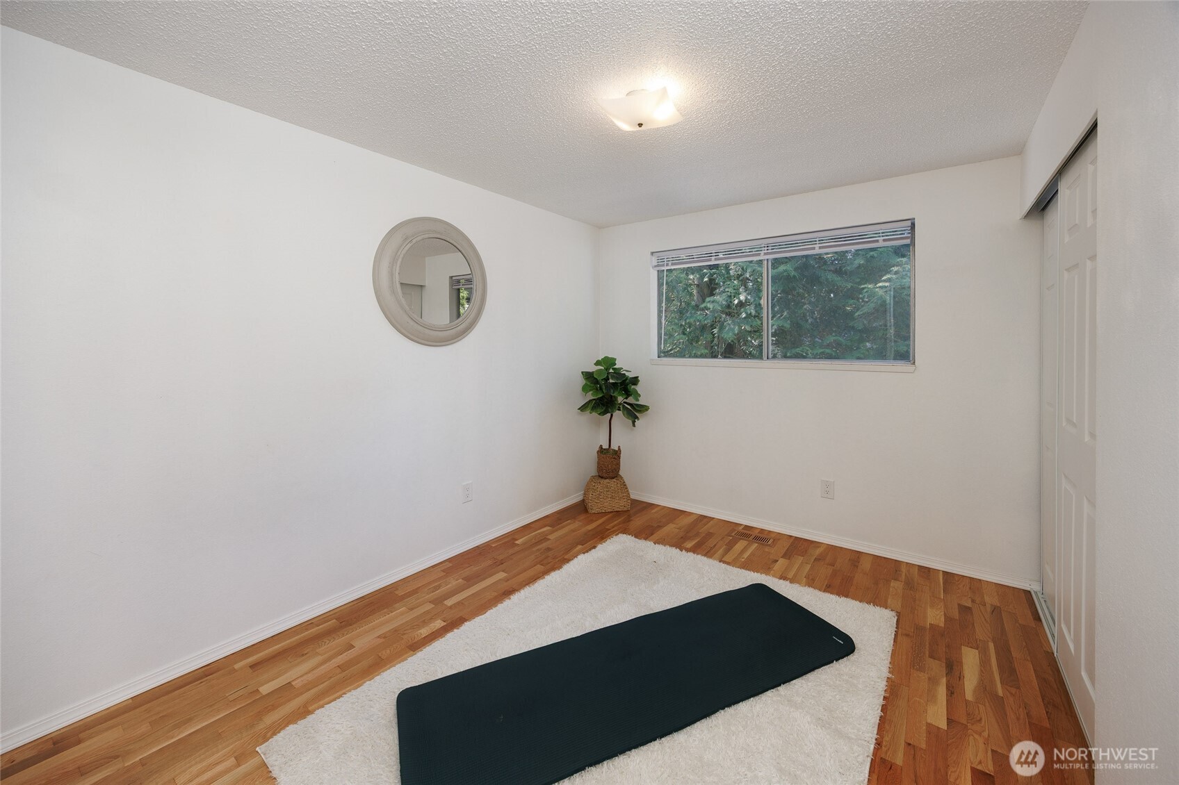 12822 Ne 68th Street Property Photo 32