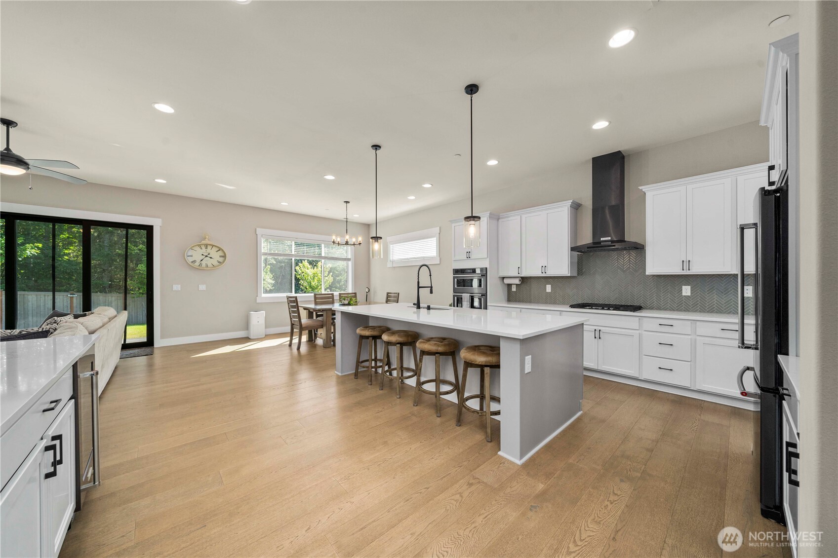 3846 95th Avenue Property Photo 11