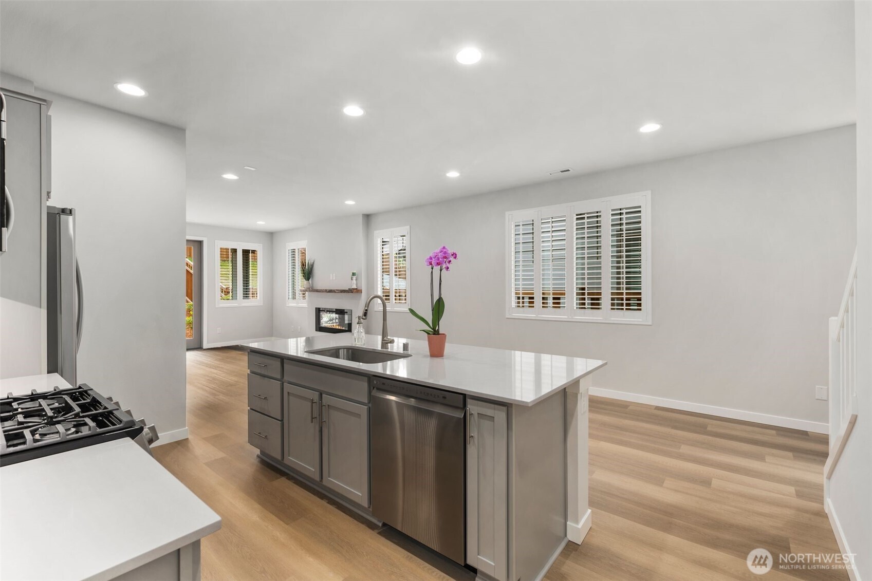 12911 193rd Avenue Property Photo 13