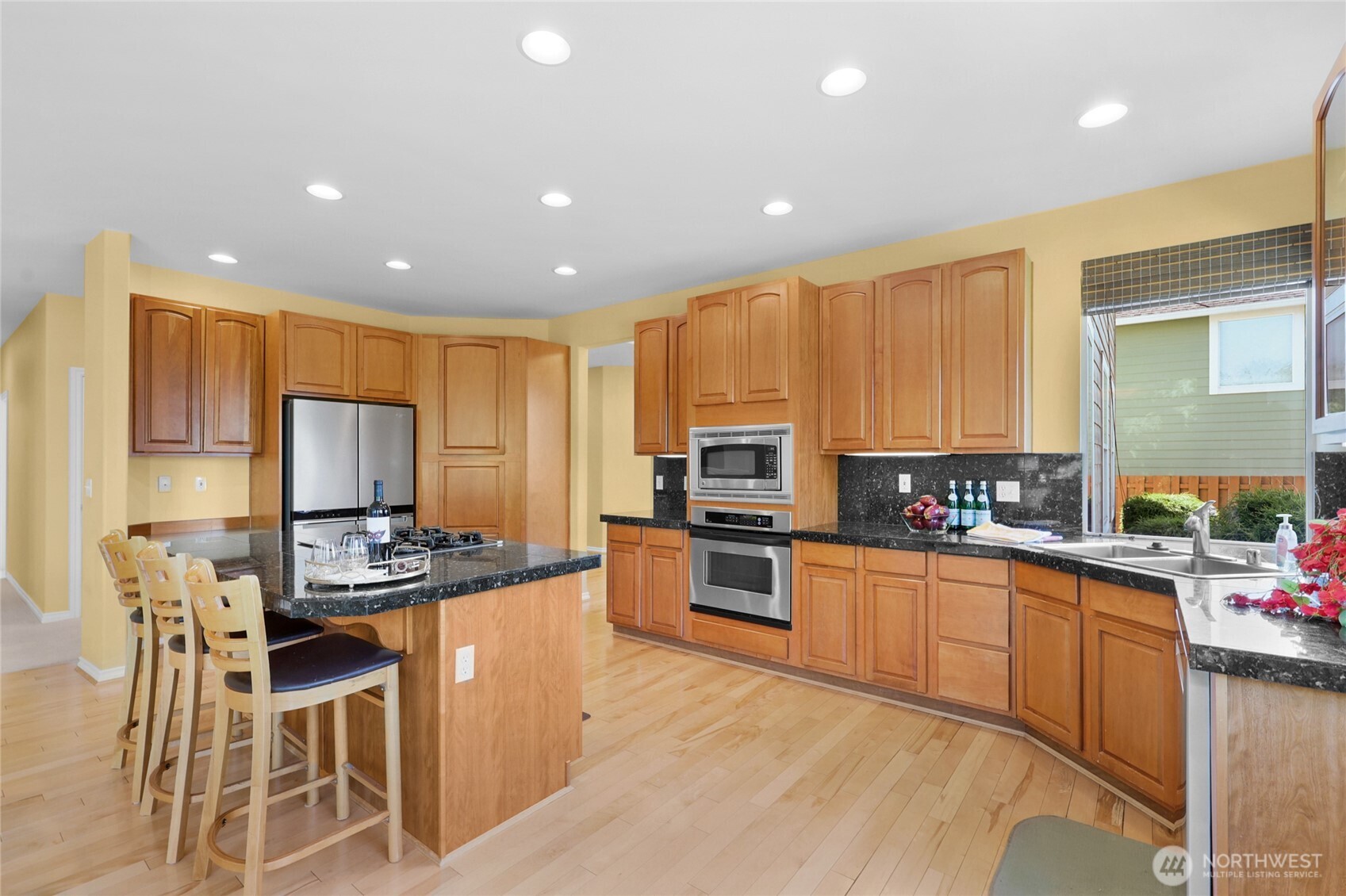 7019 135th Street Property Photo 7