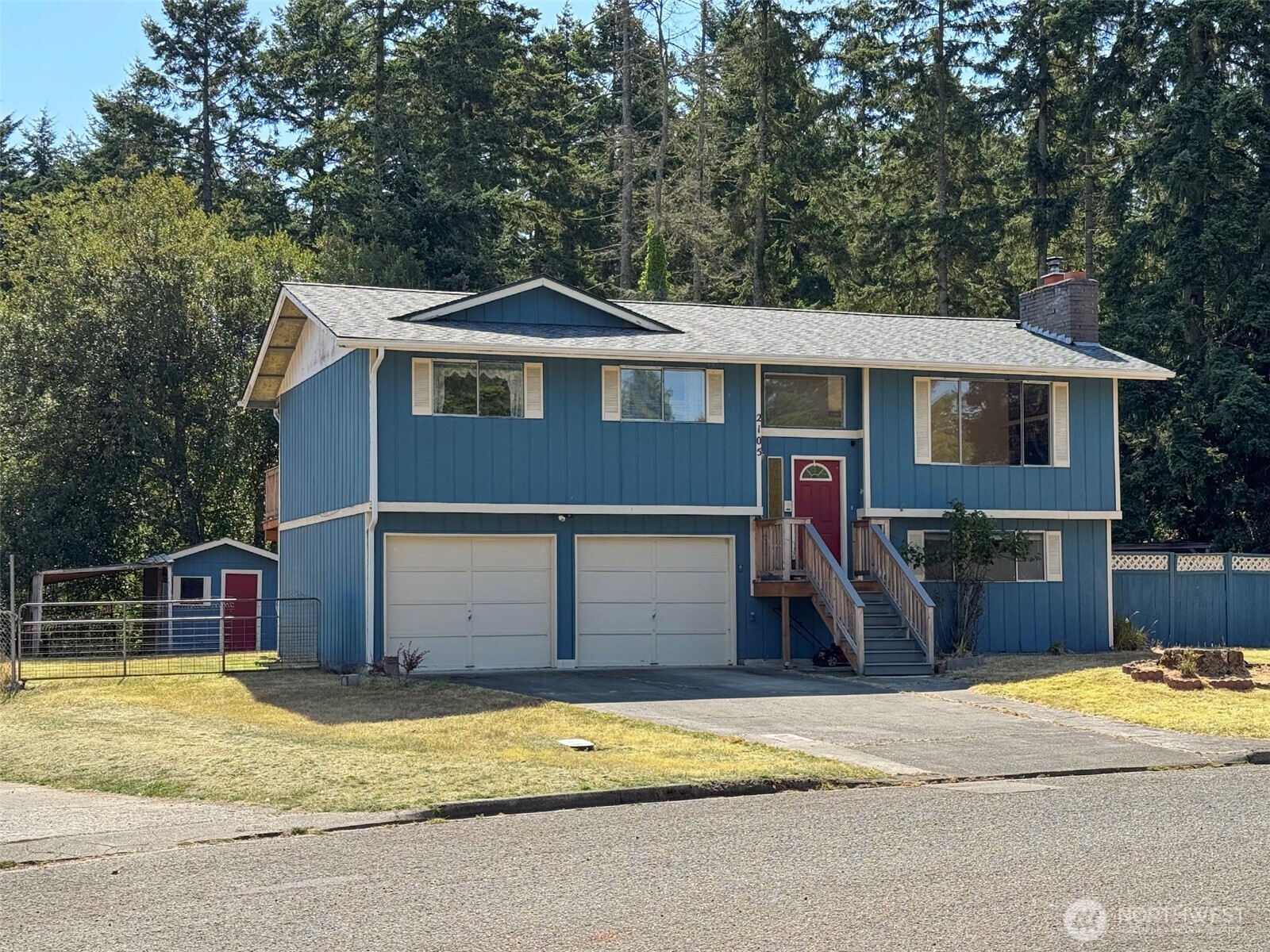 2105 Seabreeze Place Property Photo 1