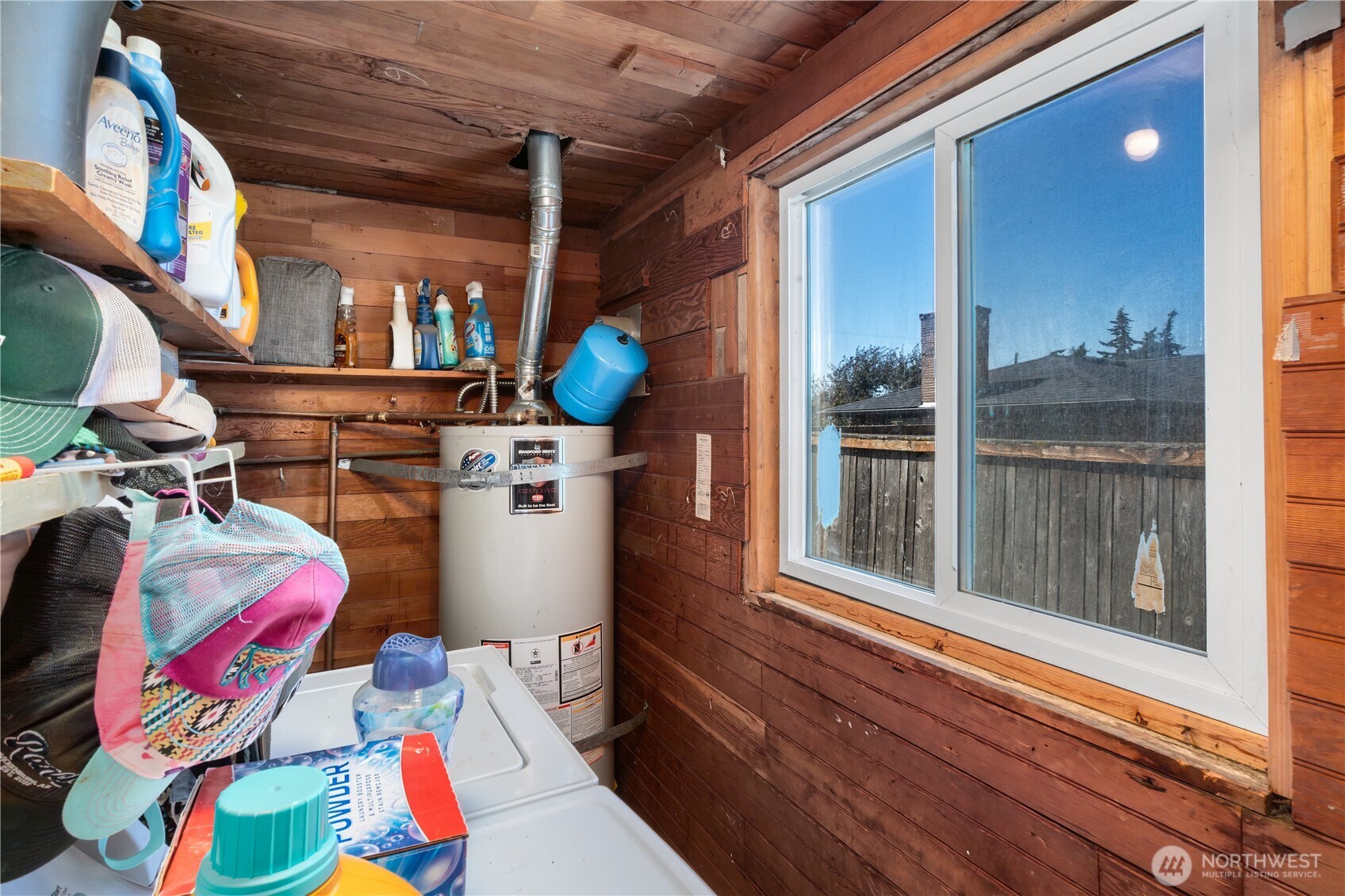 16027 W Division Street Property Photo 16