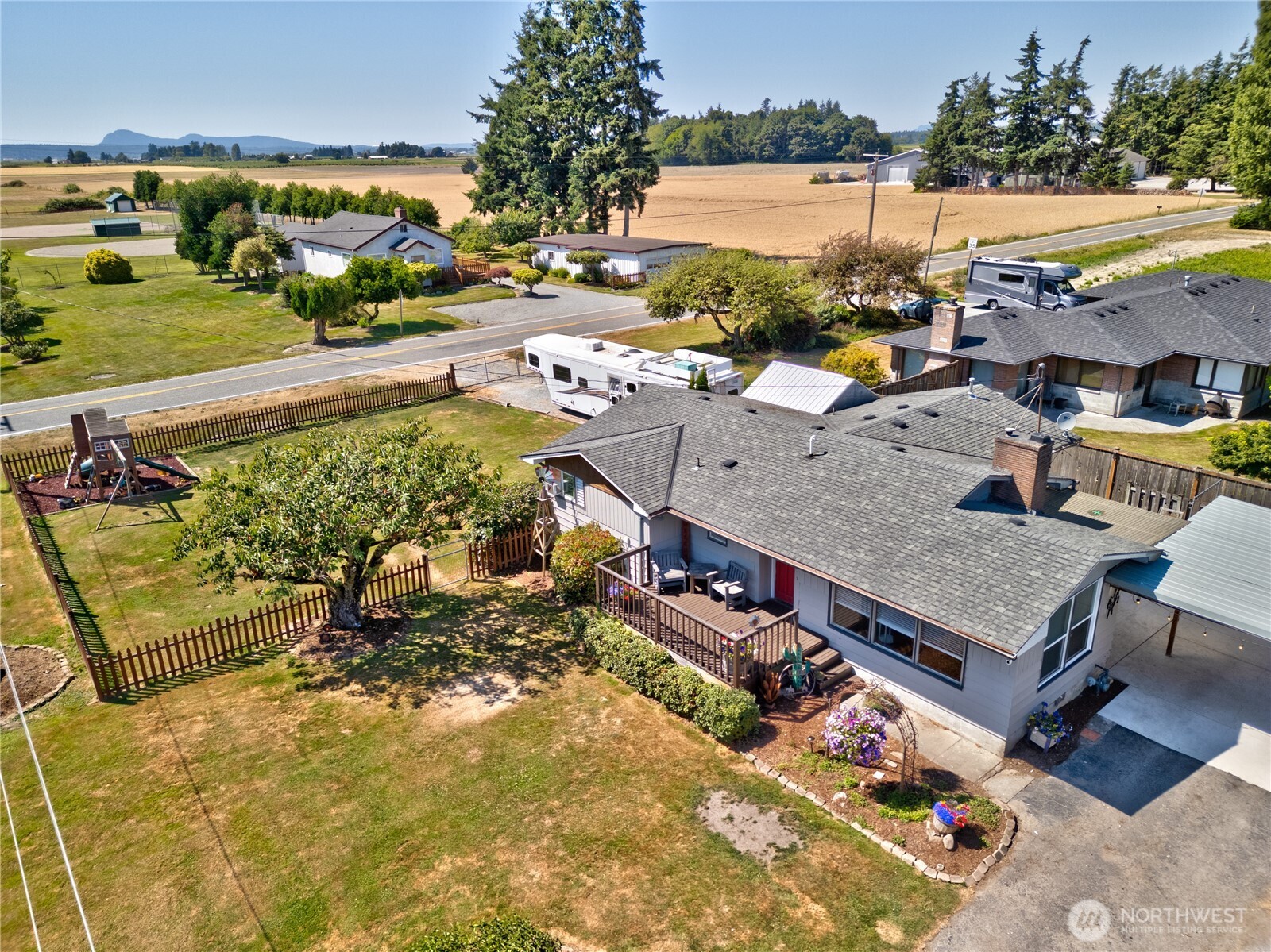 16027 W Division Street Property Photo 28