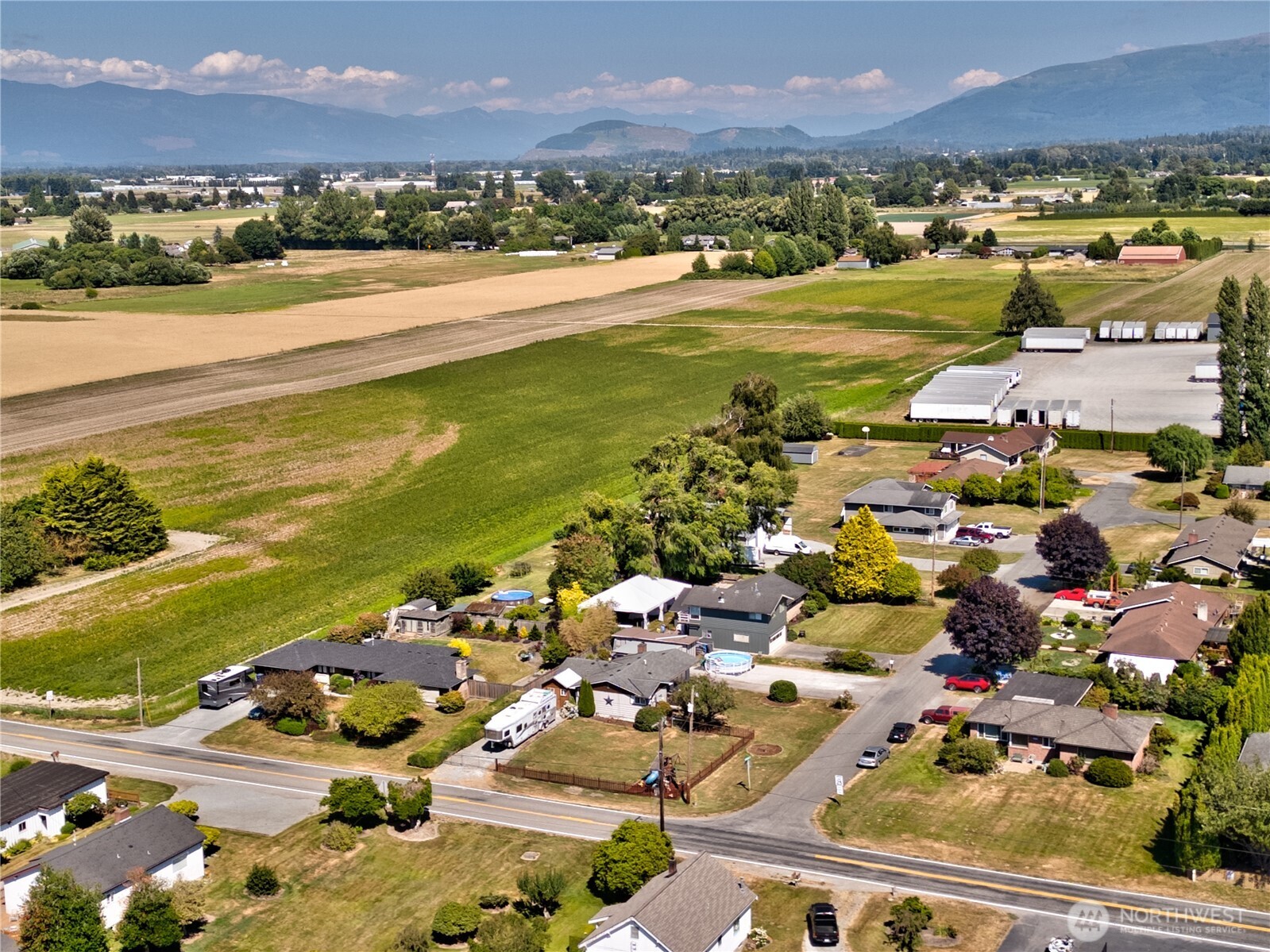 16027 W Division Street Property Photo 29