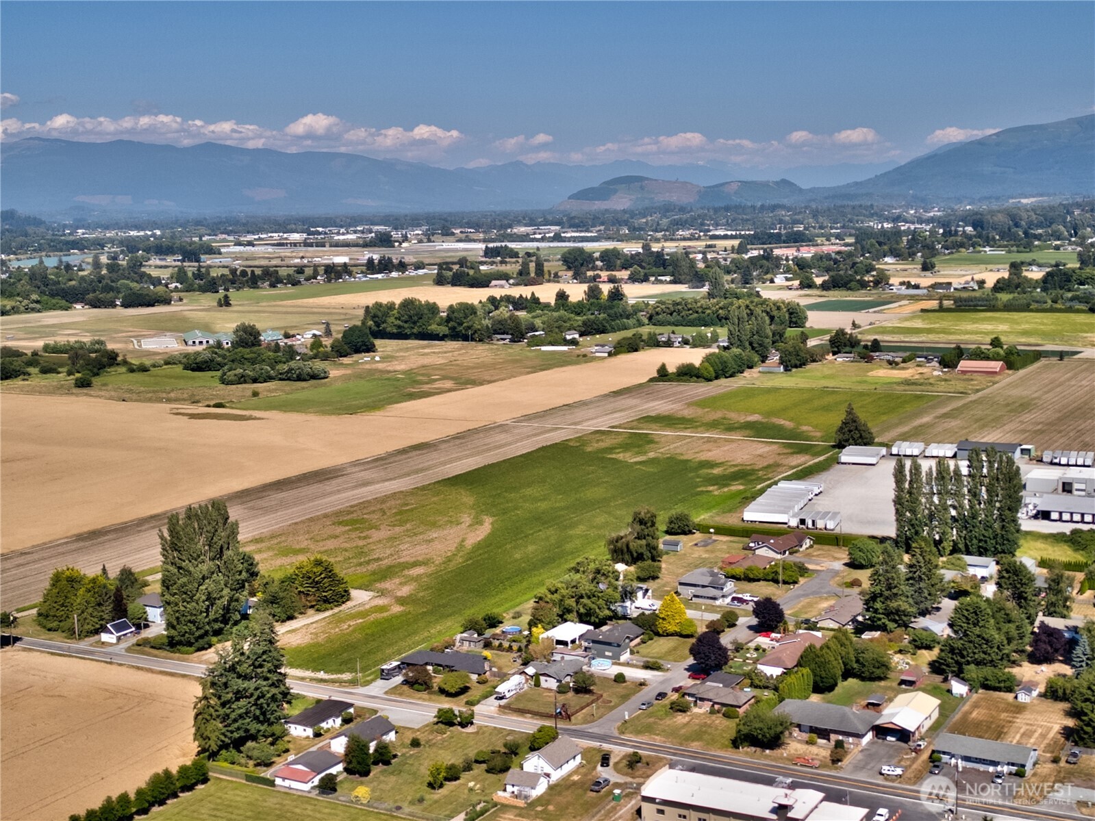 16027 W Division Street Property Photo 31