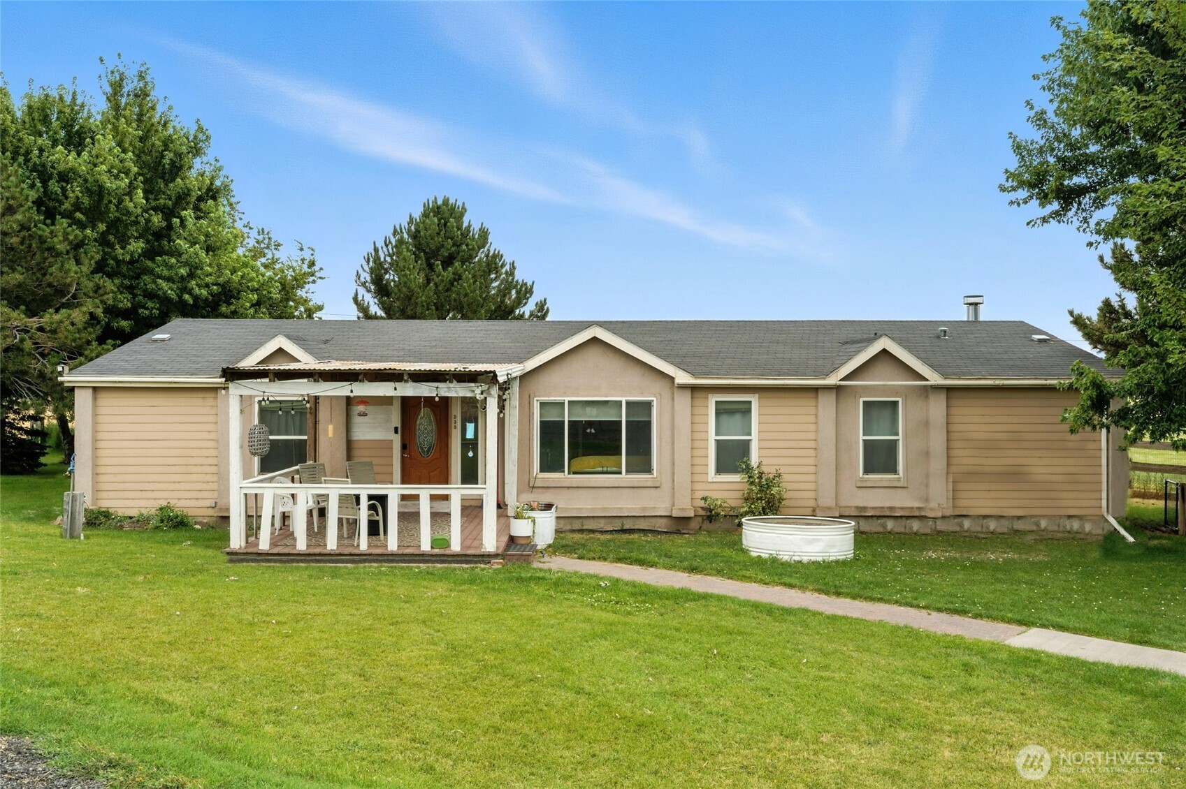 538 Burnap Road Property Photo 1