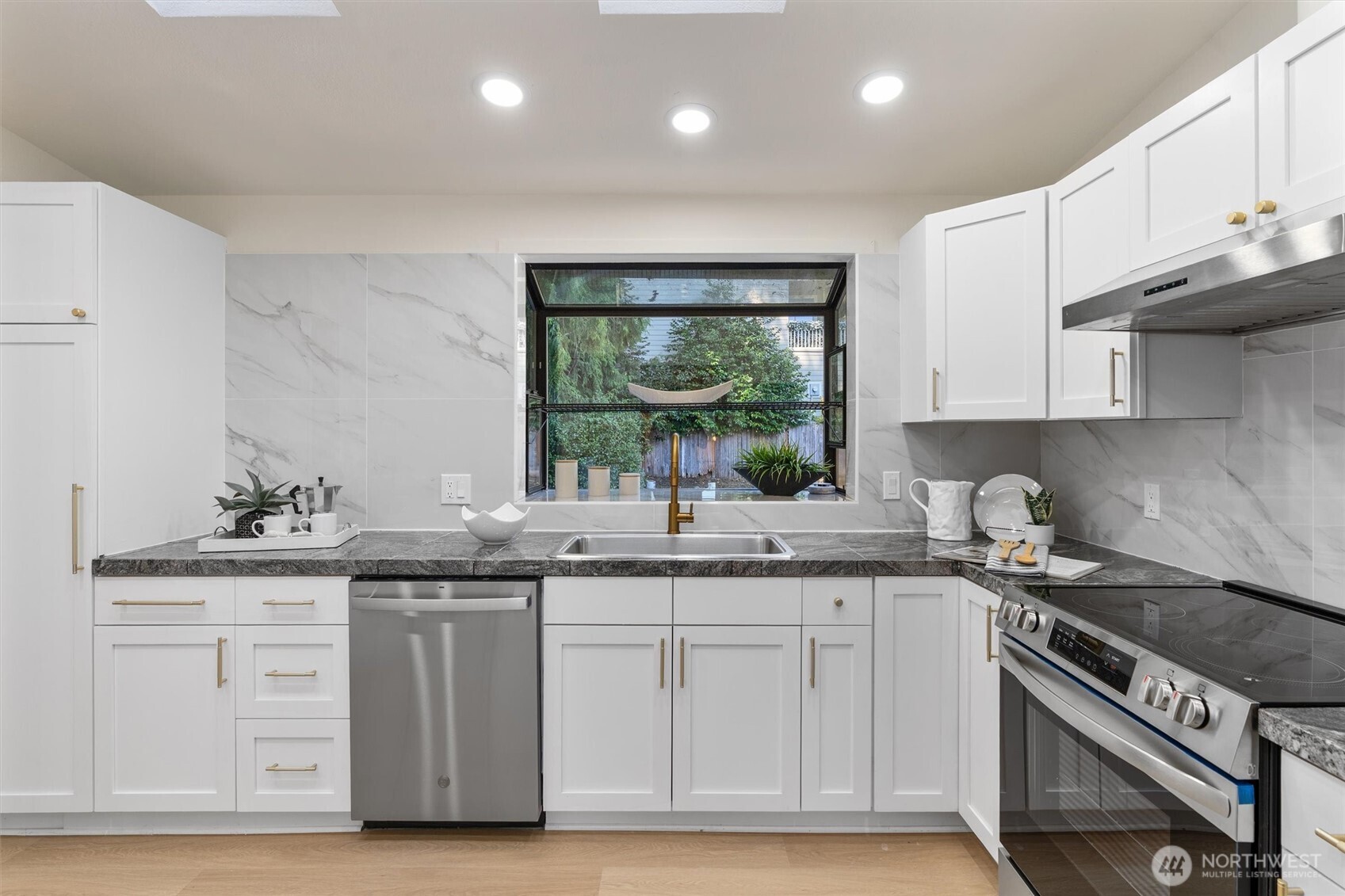 3107 127th Avenue Property Photo 9