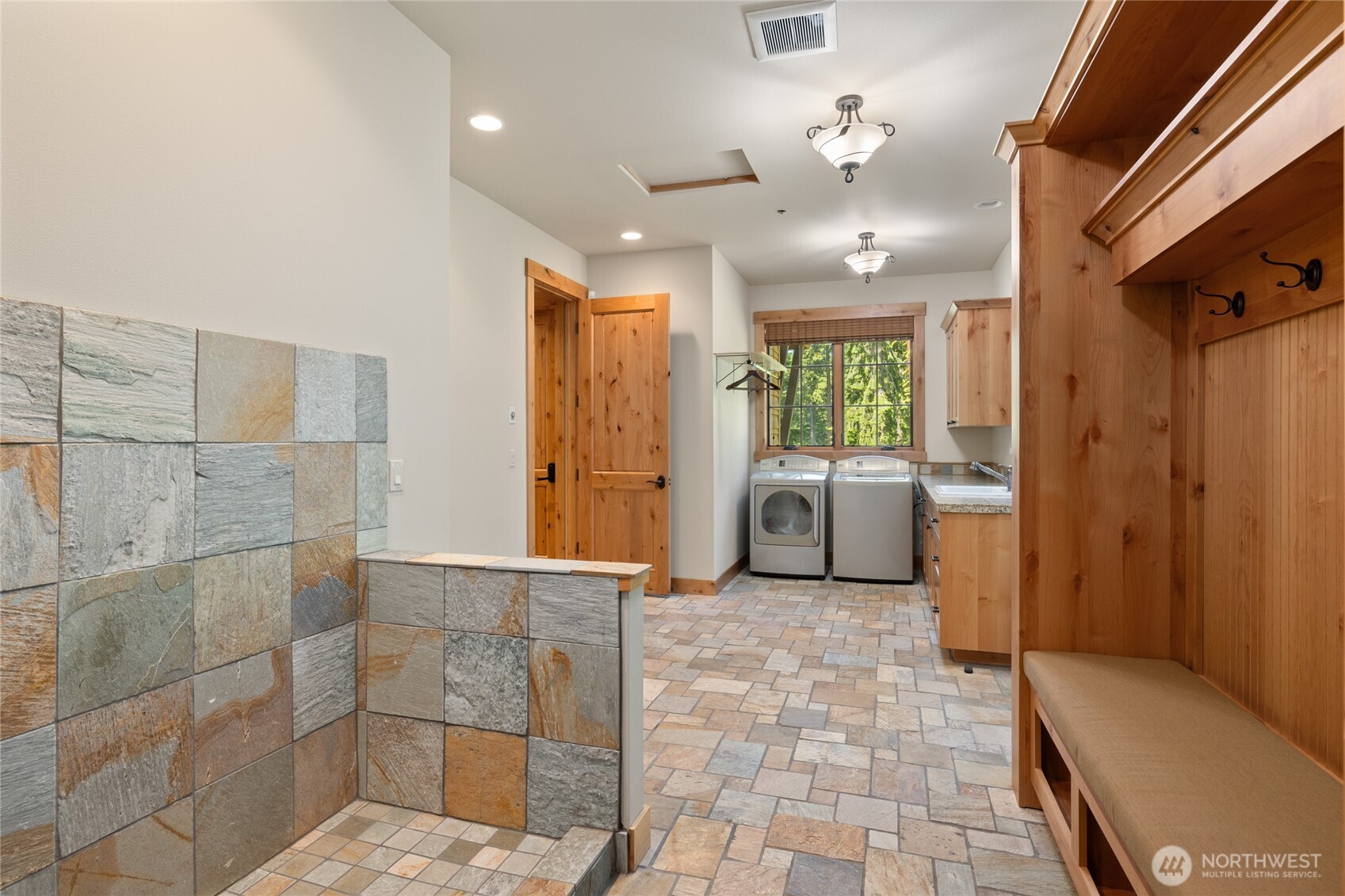 1531 Larkspur Loop Property Photo 15